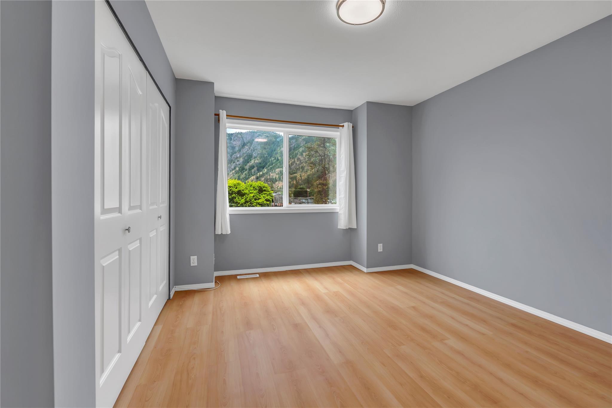1020 Cedar Street 10 Okanagan Falls V0H 1R5