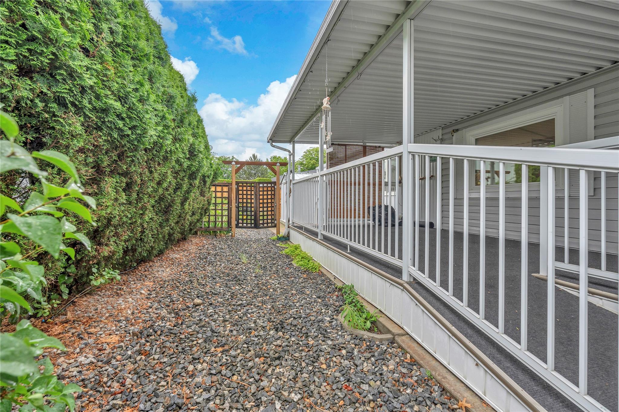 98 Okanagan Avenue 25 Penticton V2A 3J5