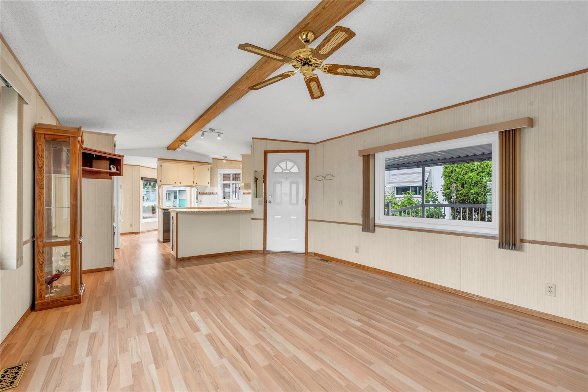 98 Okanagan Avenue 25 Penticton V2A 3J5
