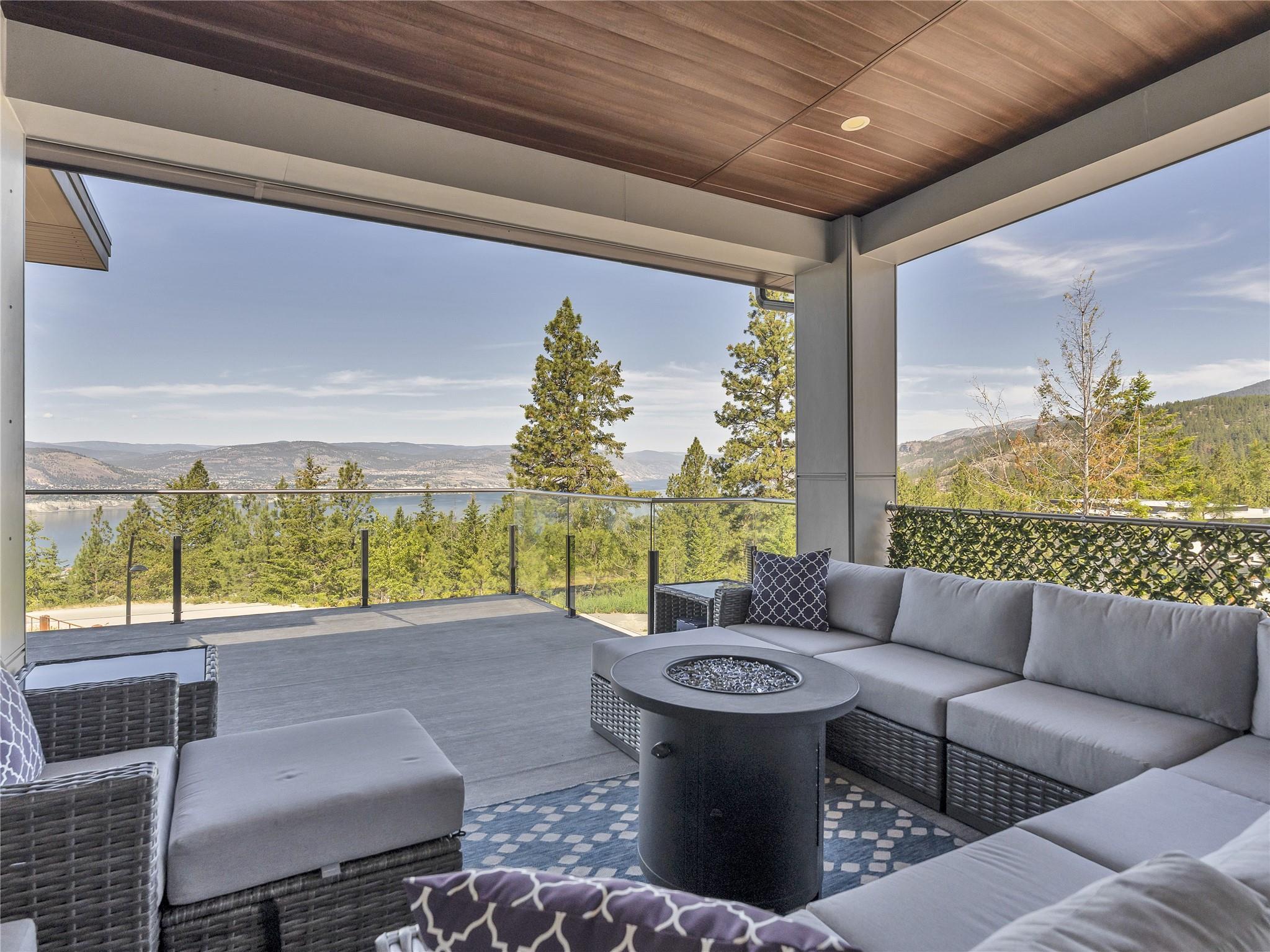 3060 Outlook Way Naramata V0H 1N1