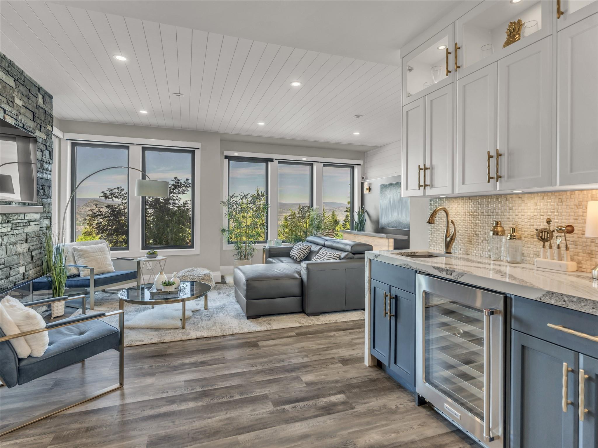 3060 Outlook Way Naramata V0H 1N1