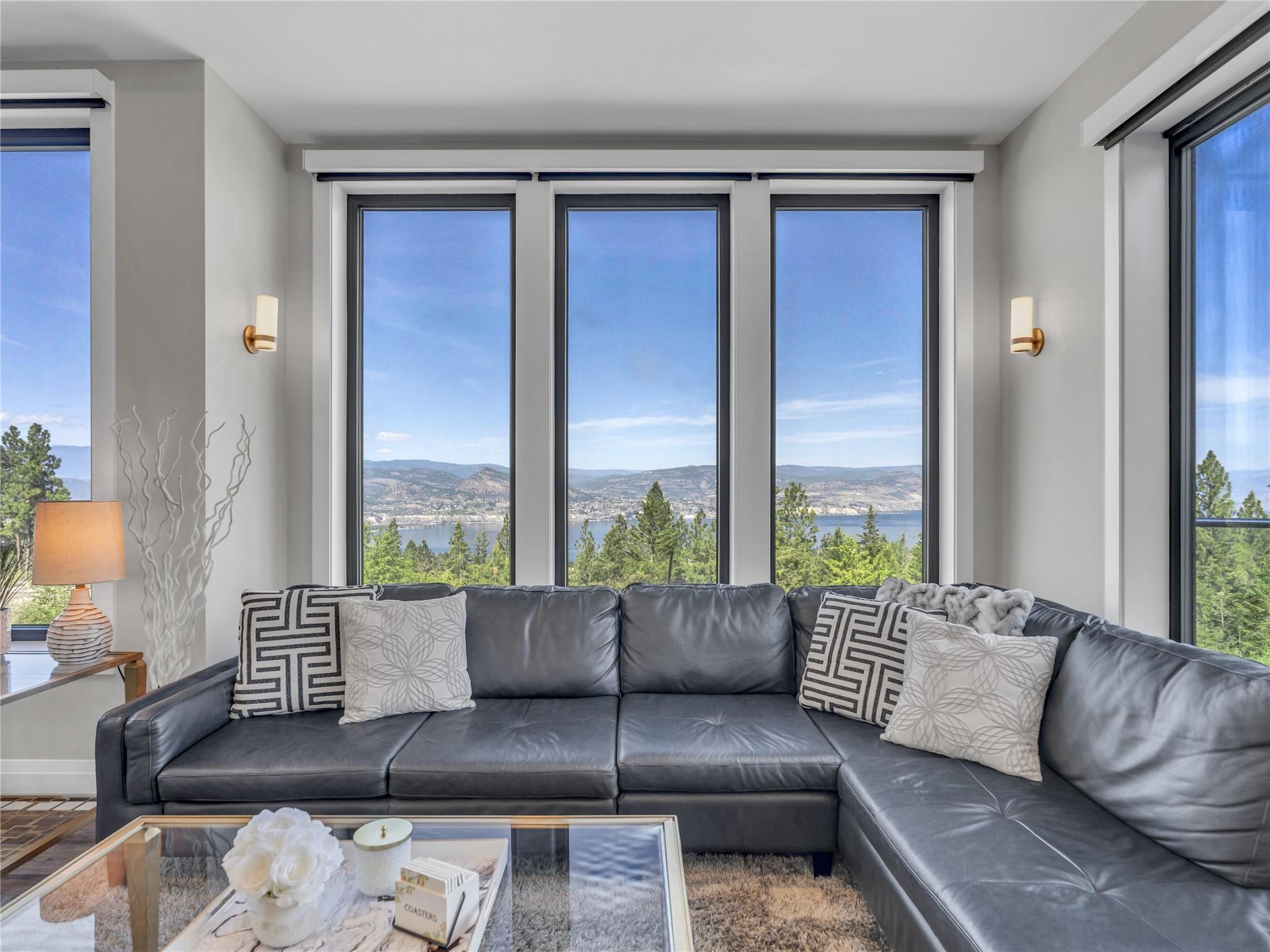 3060 Outlook Way Naramata V0H 1N1