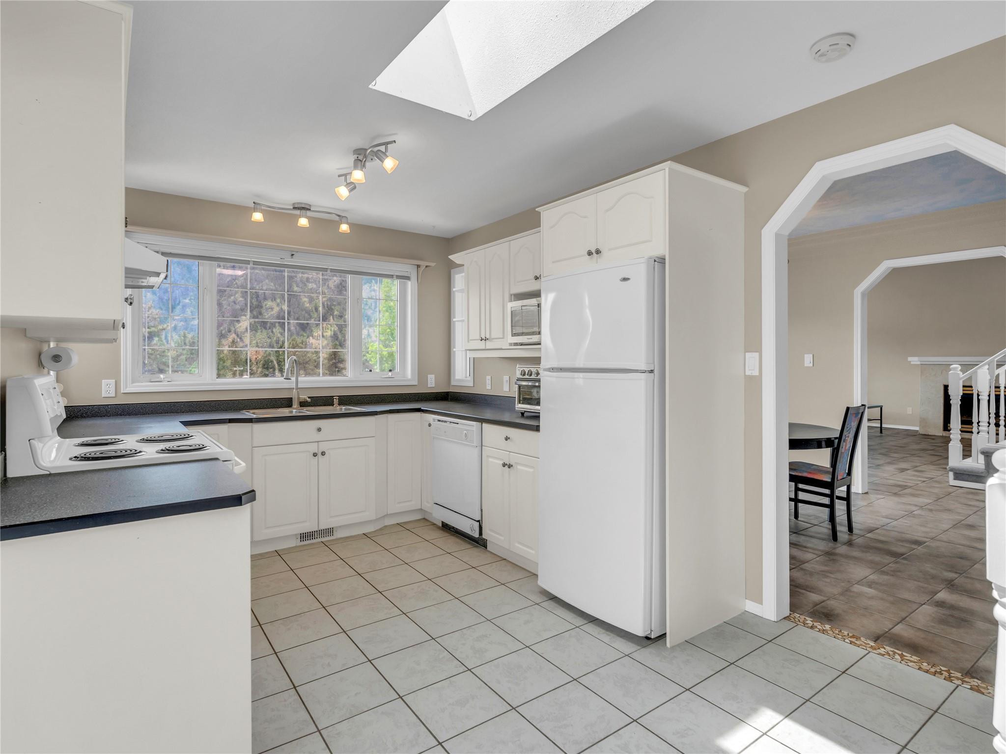 1357 Peachcliff Place Okanagan Falls V0H 1R1