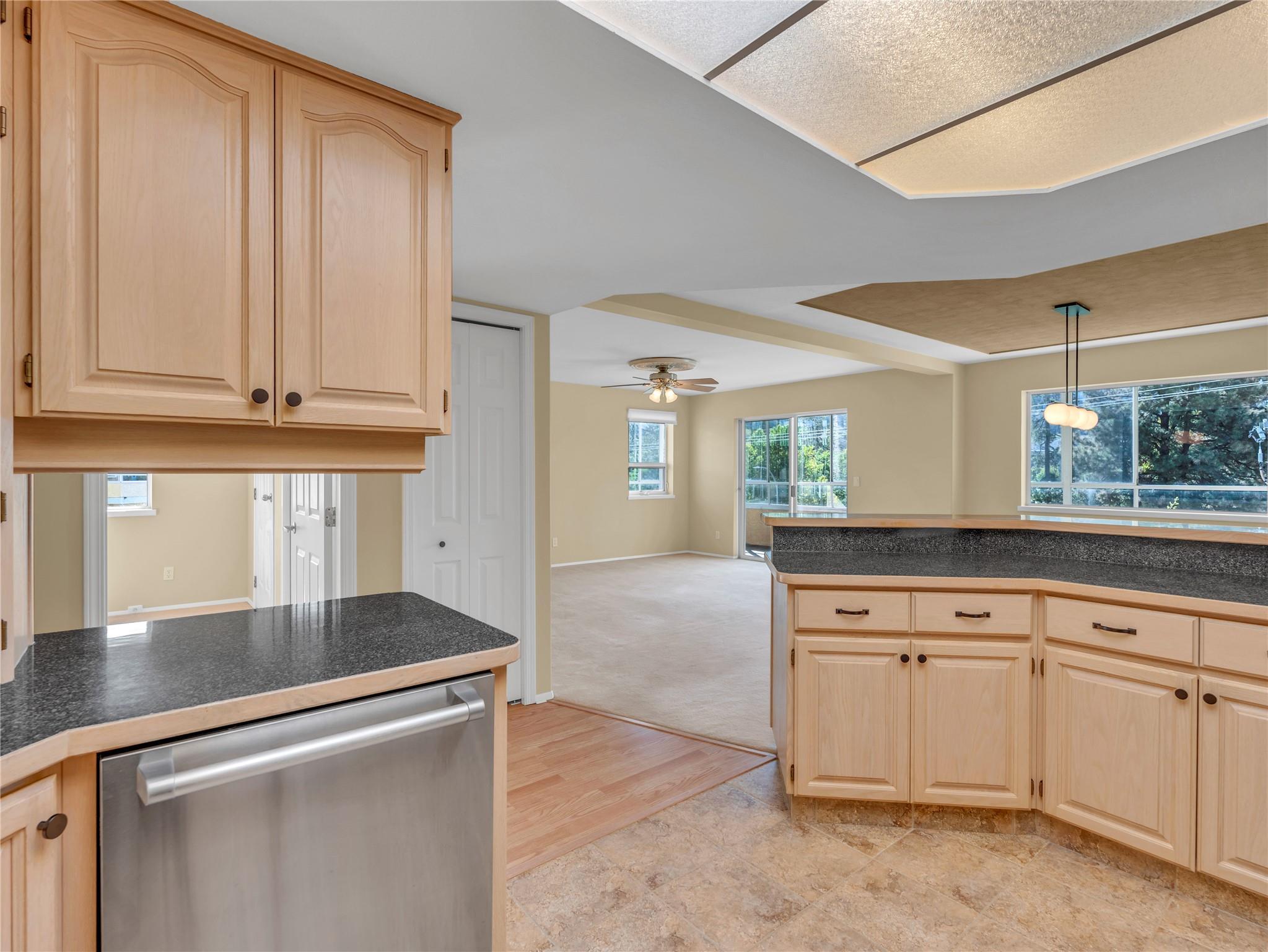 3595 Skaha Lake Road 312 Penticton V2A 7K2