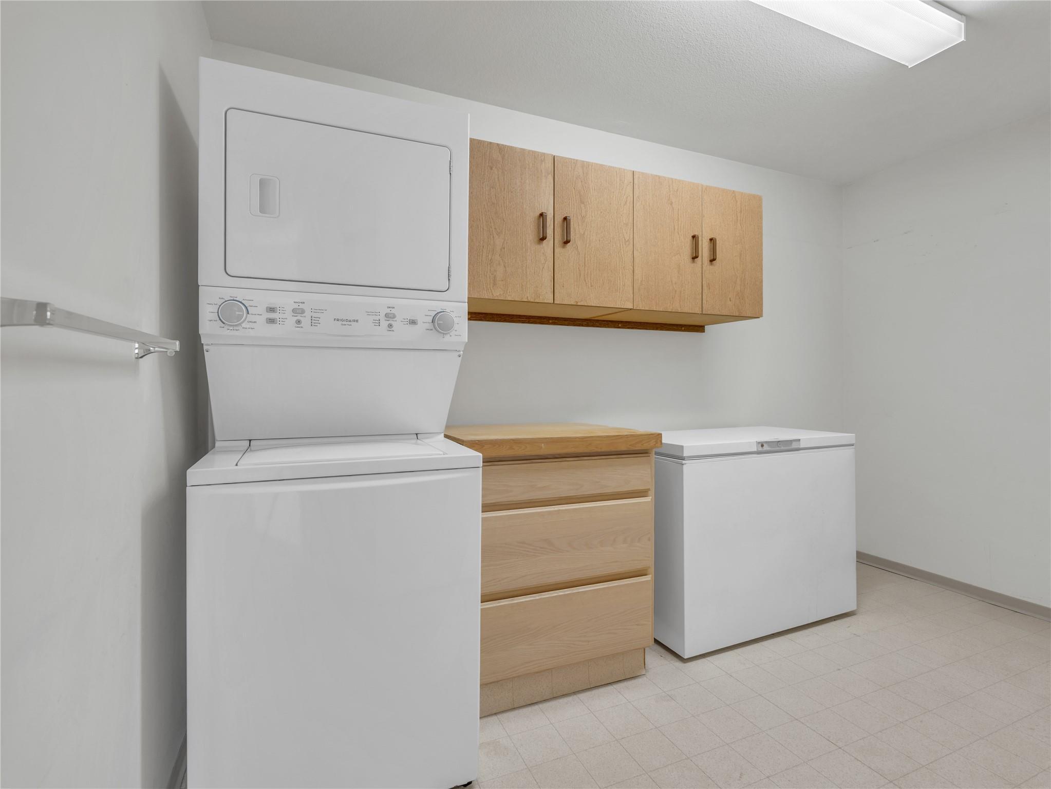3595 Skaha Lake Road 312 Penticton V2A 7K2