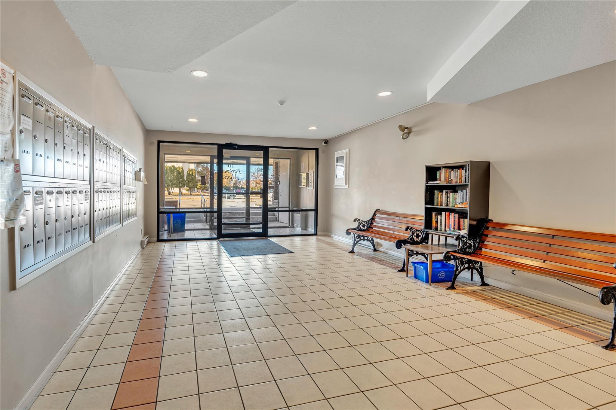 110 Skaha Place 105 Penticton V2A 7L1