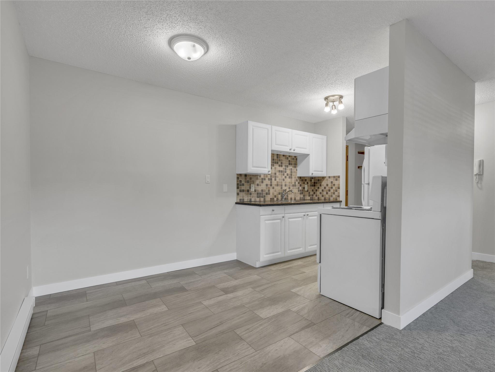 110 Skaha Place 105 Penticton V2A 7L1
