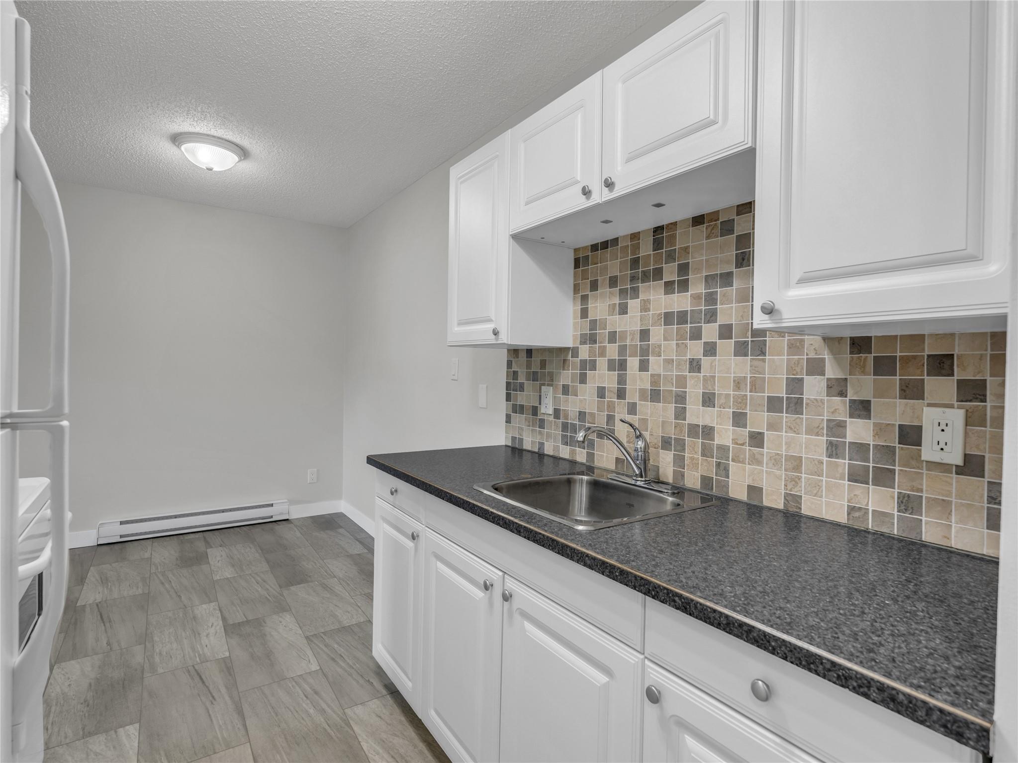 110 Skaha Place 105 Penticton V2A 7L1