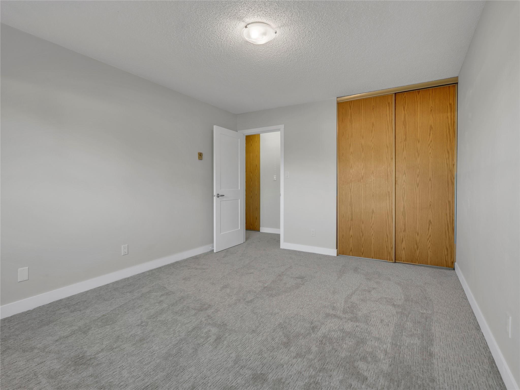 110 Skaha Place 105 Penticton V2A 7L1