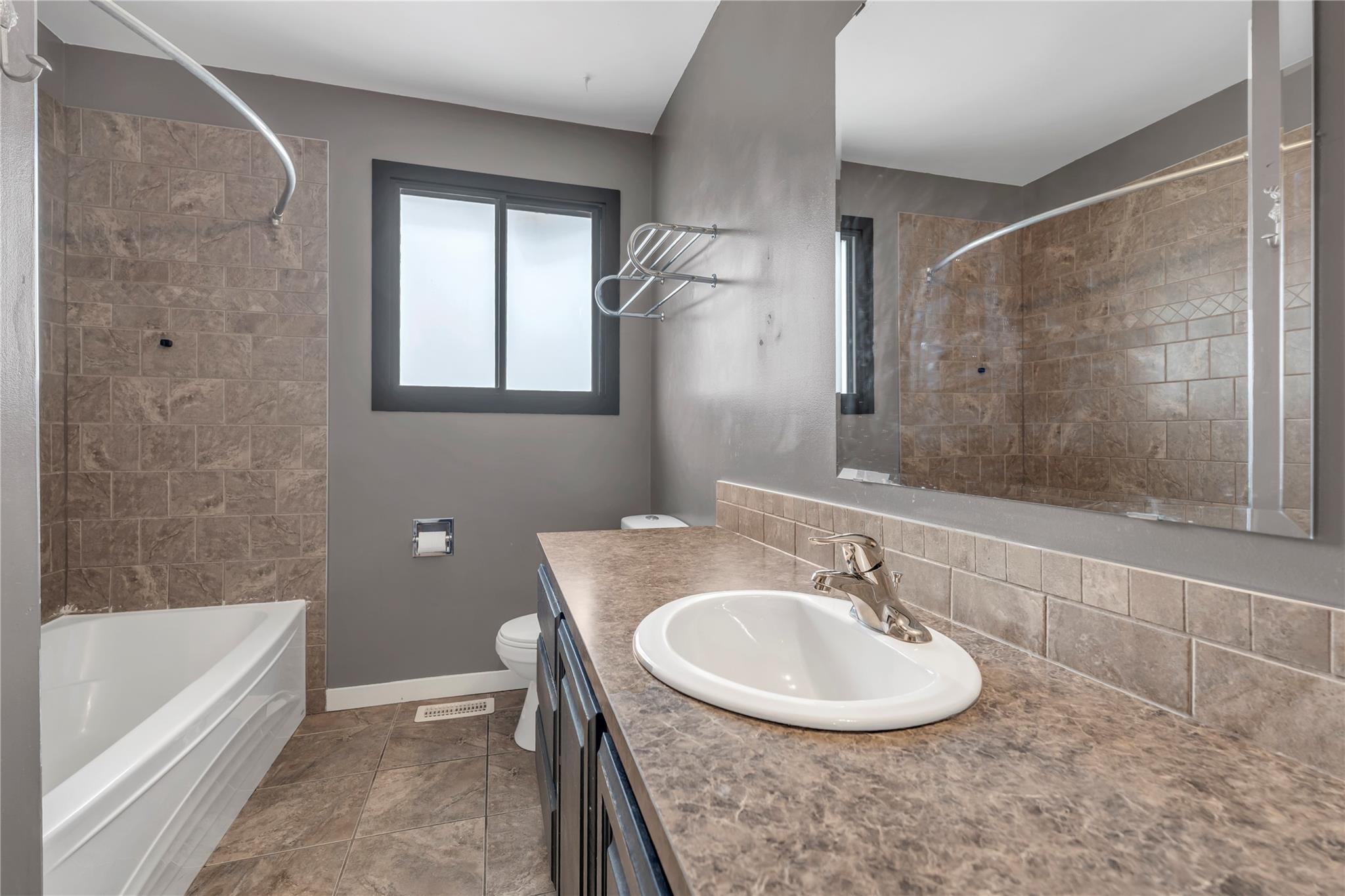 2550 Wiltse Drive Penticton V2A 7X5