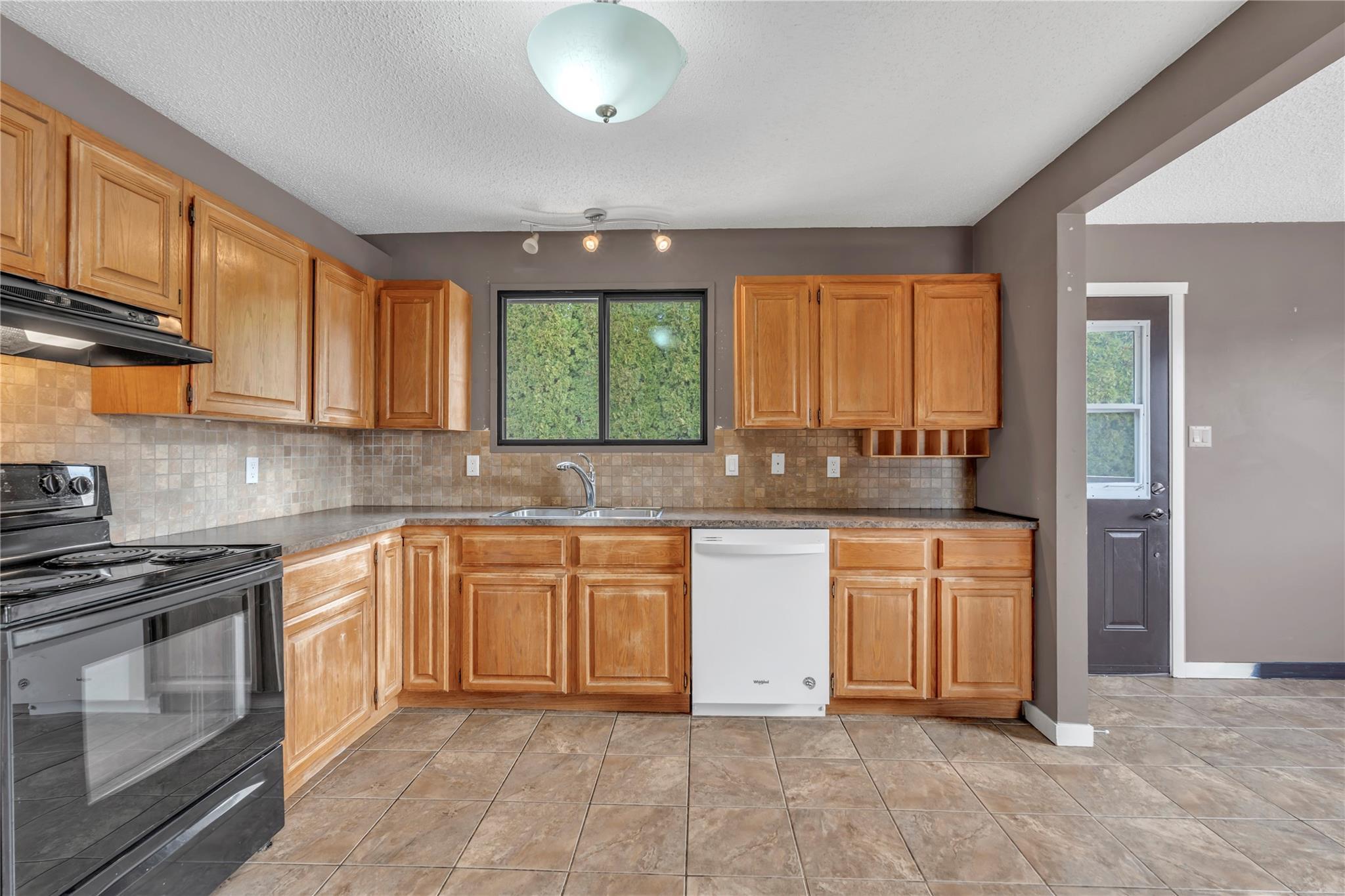 2550 Wiltse Drive Penticton V2A 7X5