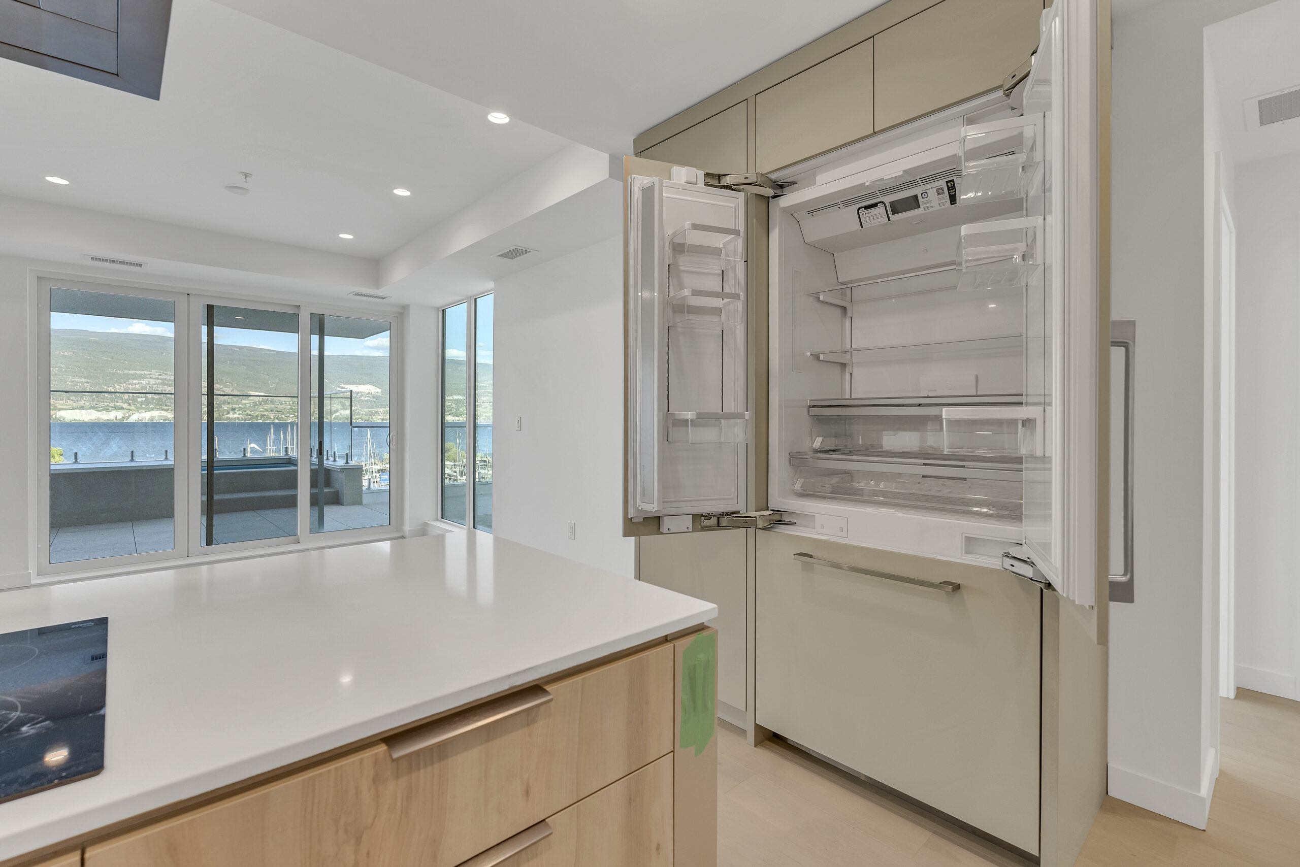 13415 Lakeshore Drive S 401 Summerland V0H 1Z1