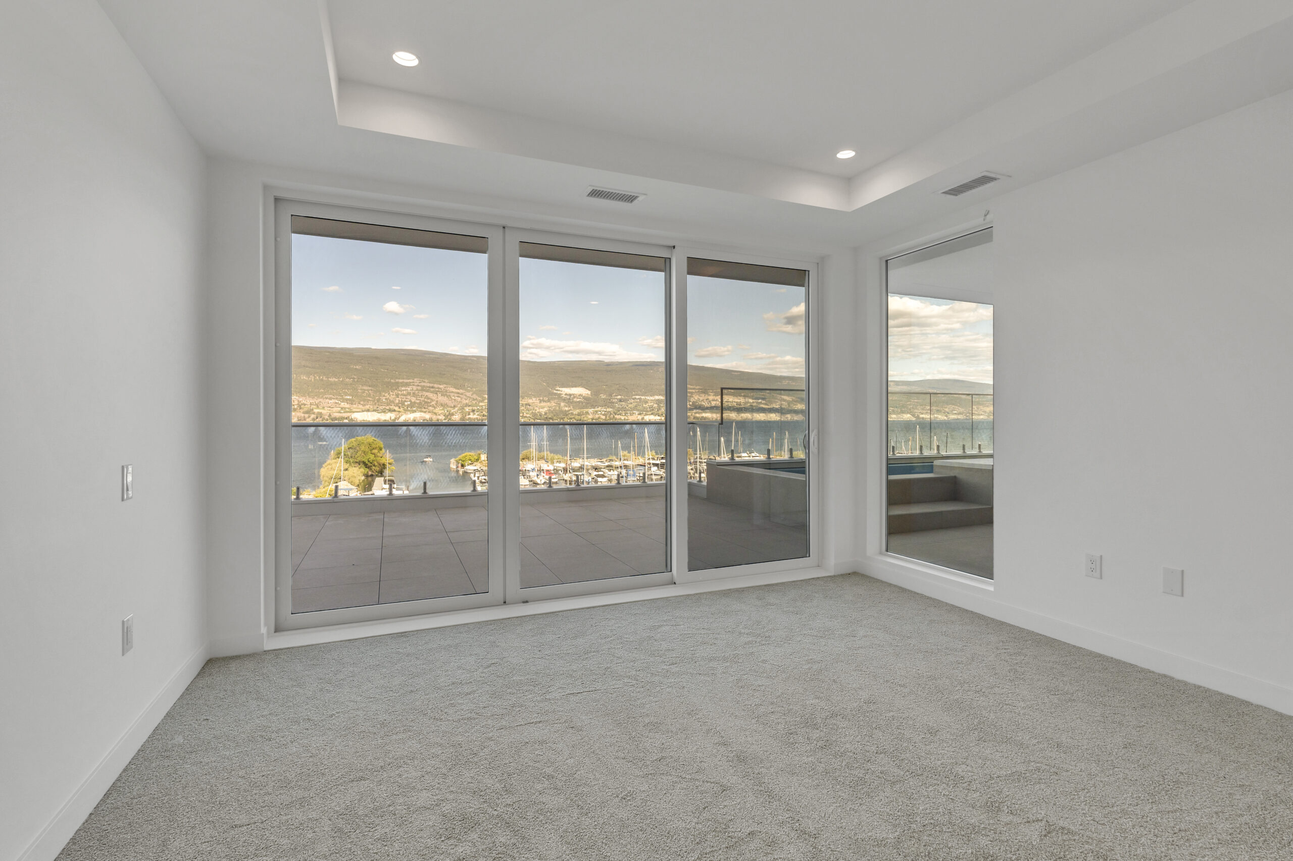 13415 Lakeshore Drive S 401 Summerland V0H 1Z1