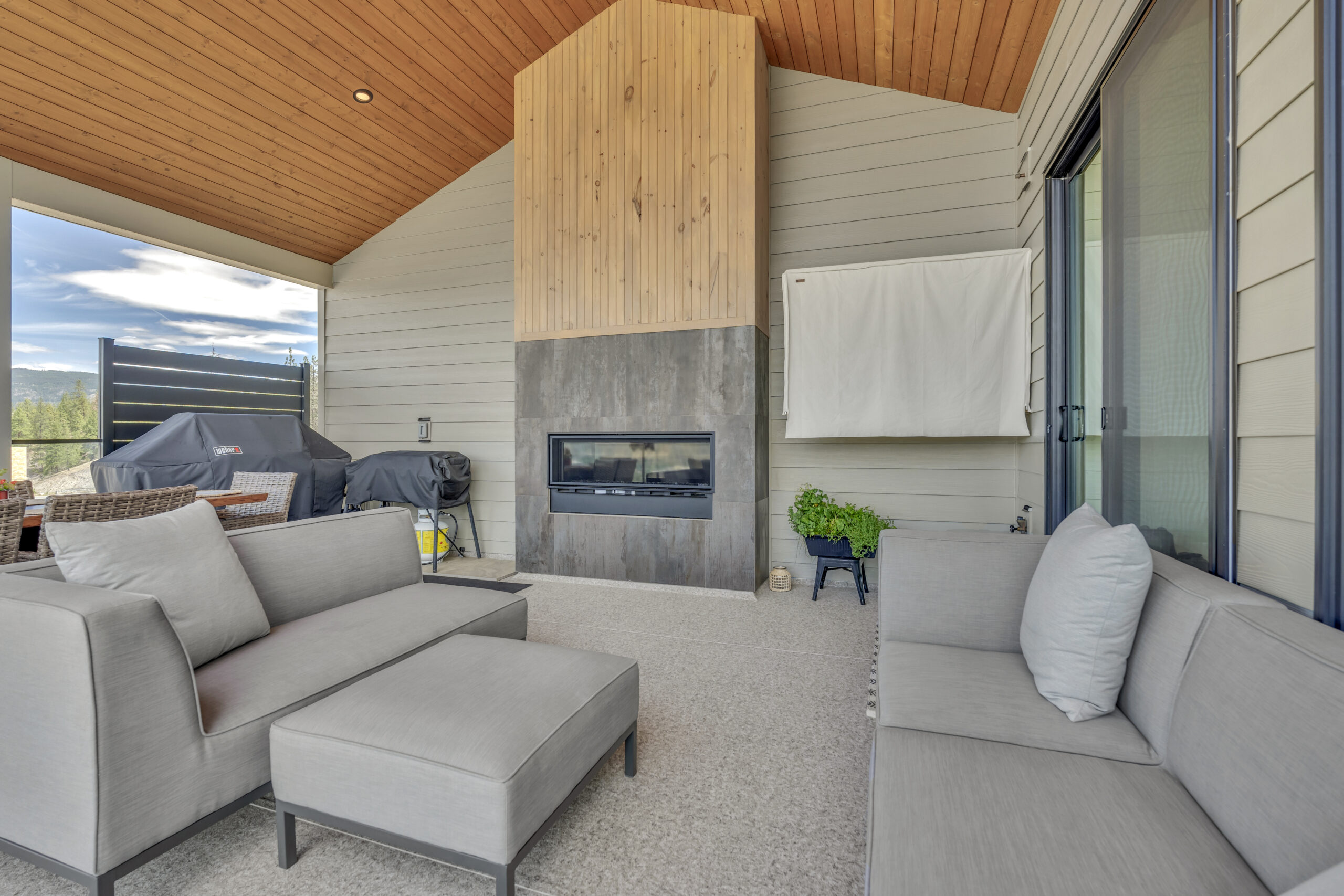 2775 Hawthorn Drive Penticton V2A 0C2