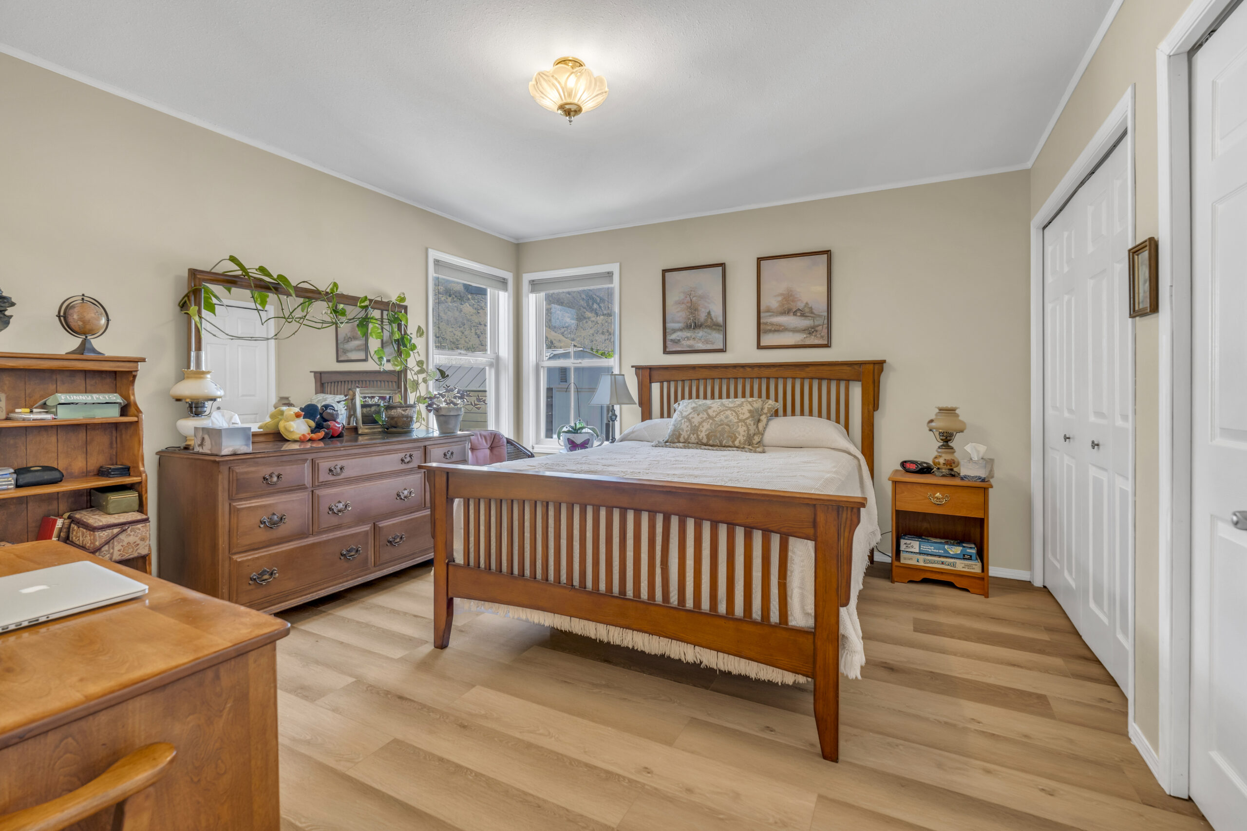 522 Vansanten Road 1 Keremeos V0H 1N5