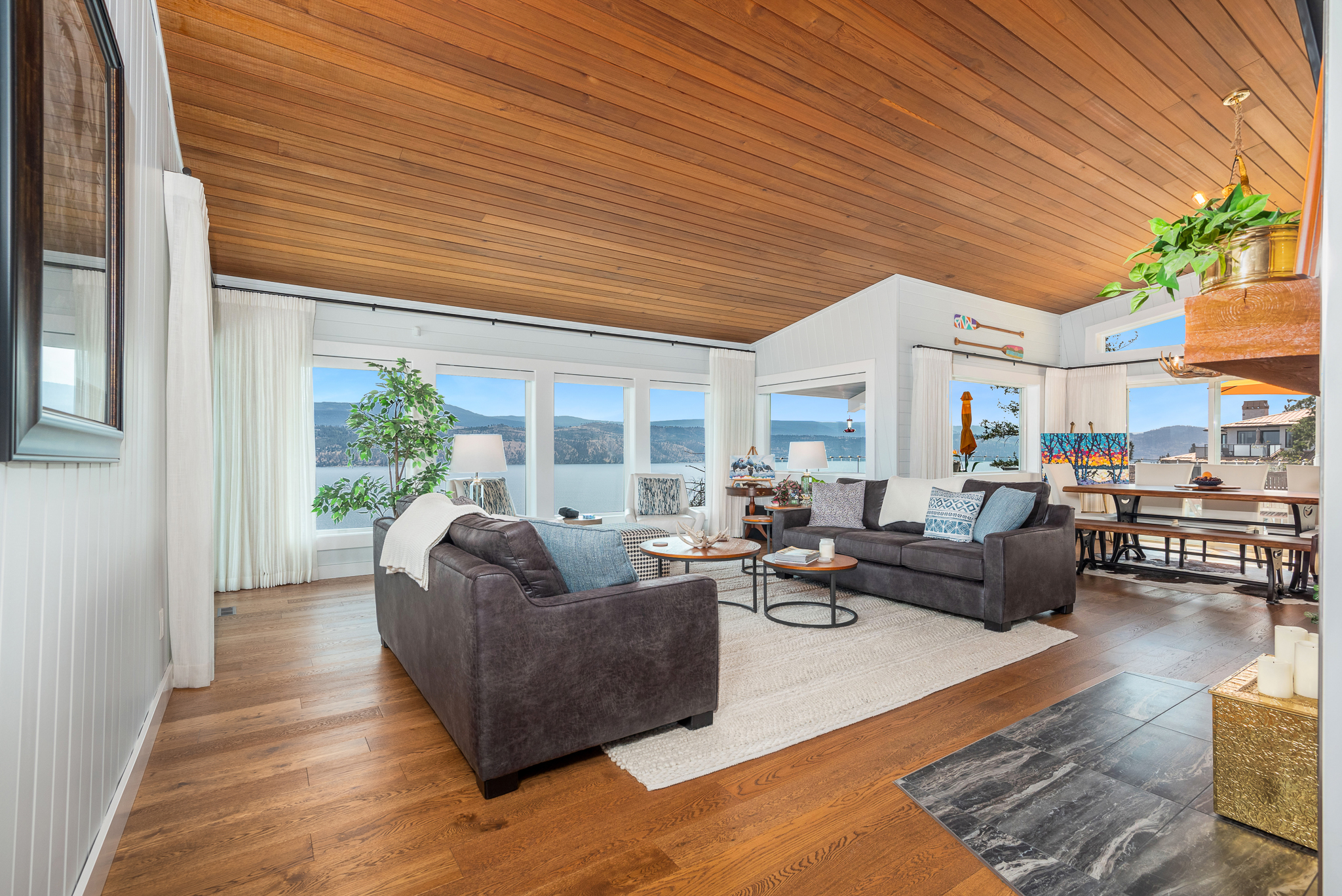 3723 Westside Road N Kelowna V1Z 3W8