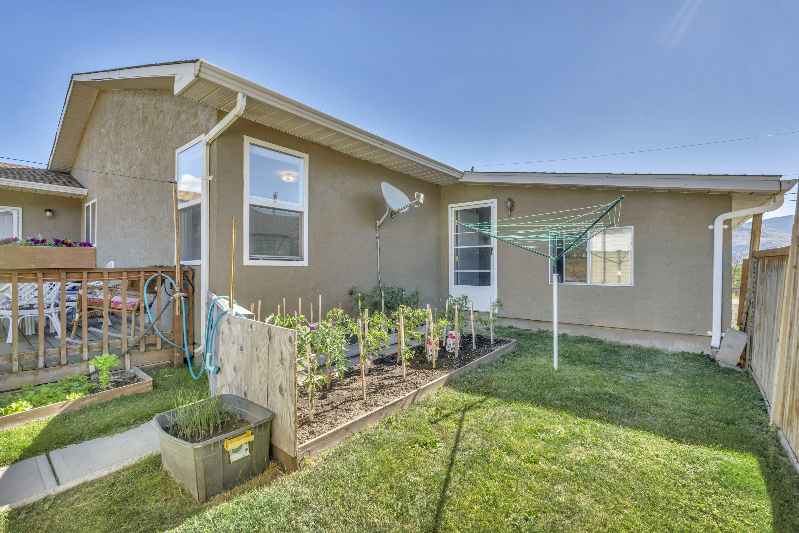 522 Vansanten Road 1 Keremeos V0H 1N5