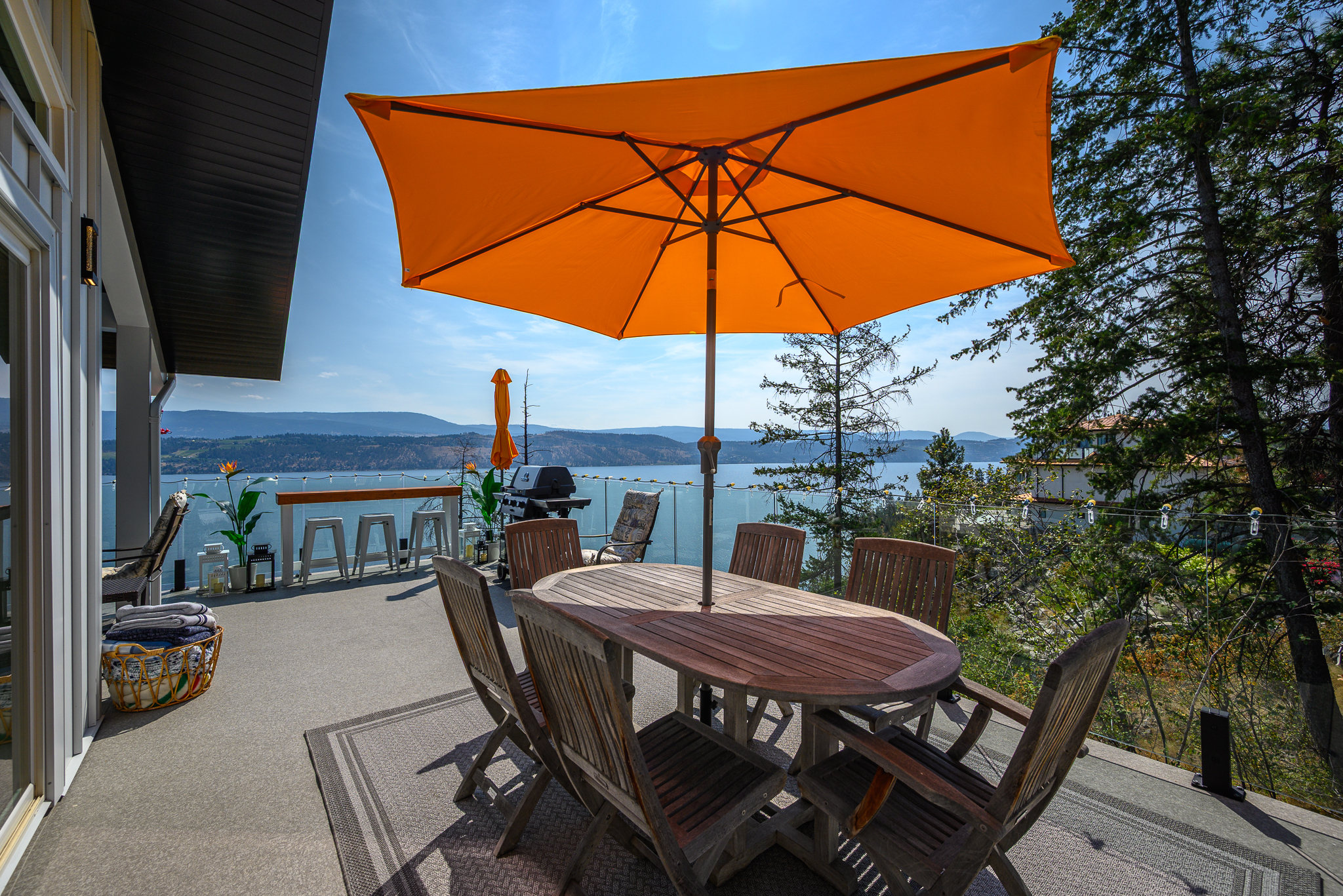 3723 Westside Road N Kelowna V1Z 3W8