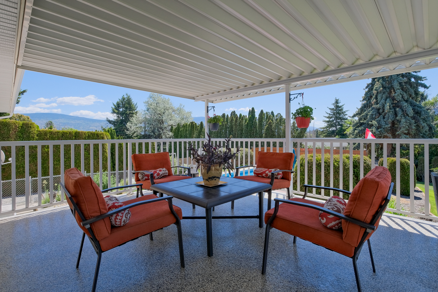 709 Bartlett Drive Penticton V2A 7K8