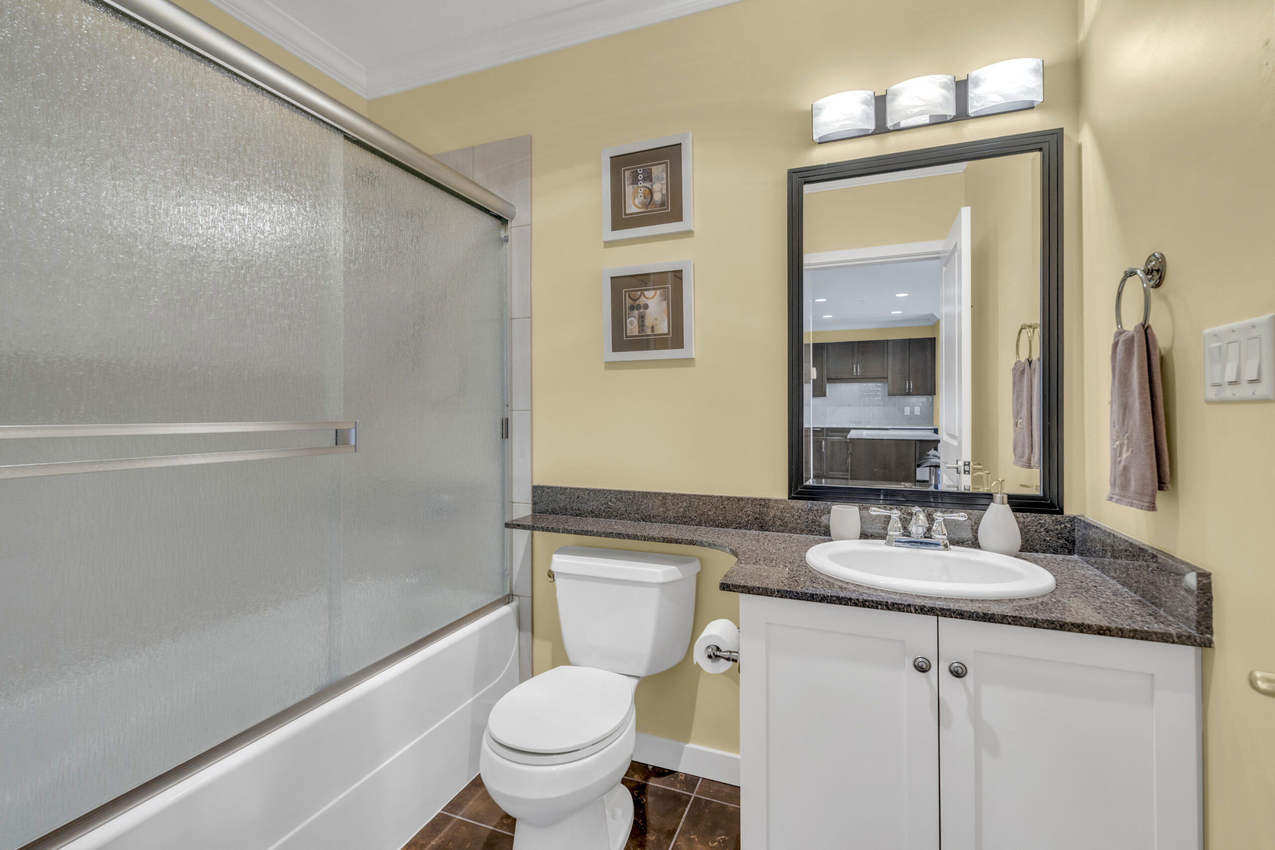 3301 Skaha Lake Road 505 Penticton V2A 6G6