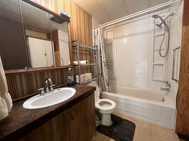 3245 Paris Street 55 Penticton V2A 3T9