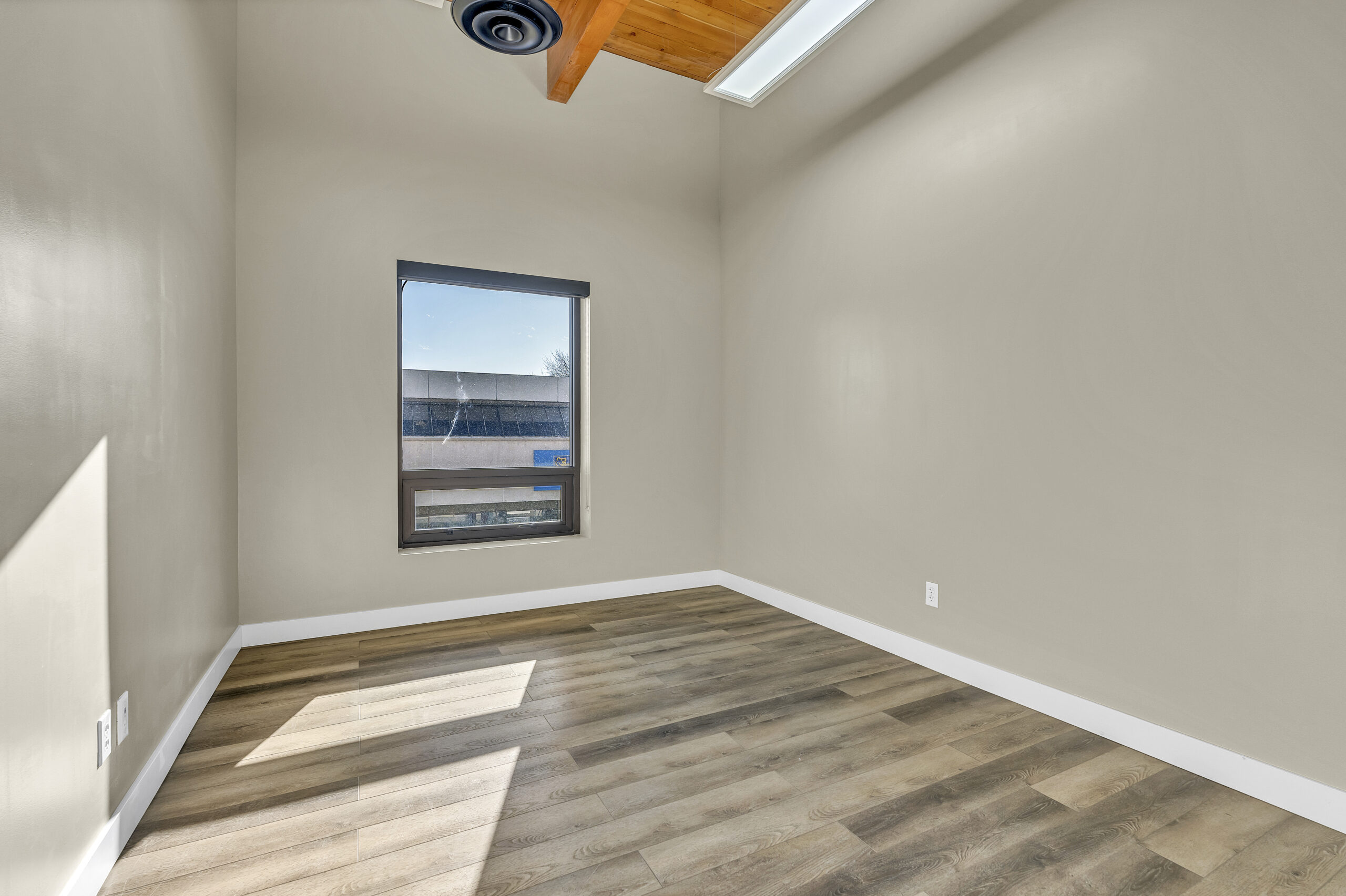 284 Main Street 101 & 210 Penticton V2A 5B2