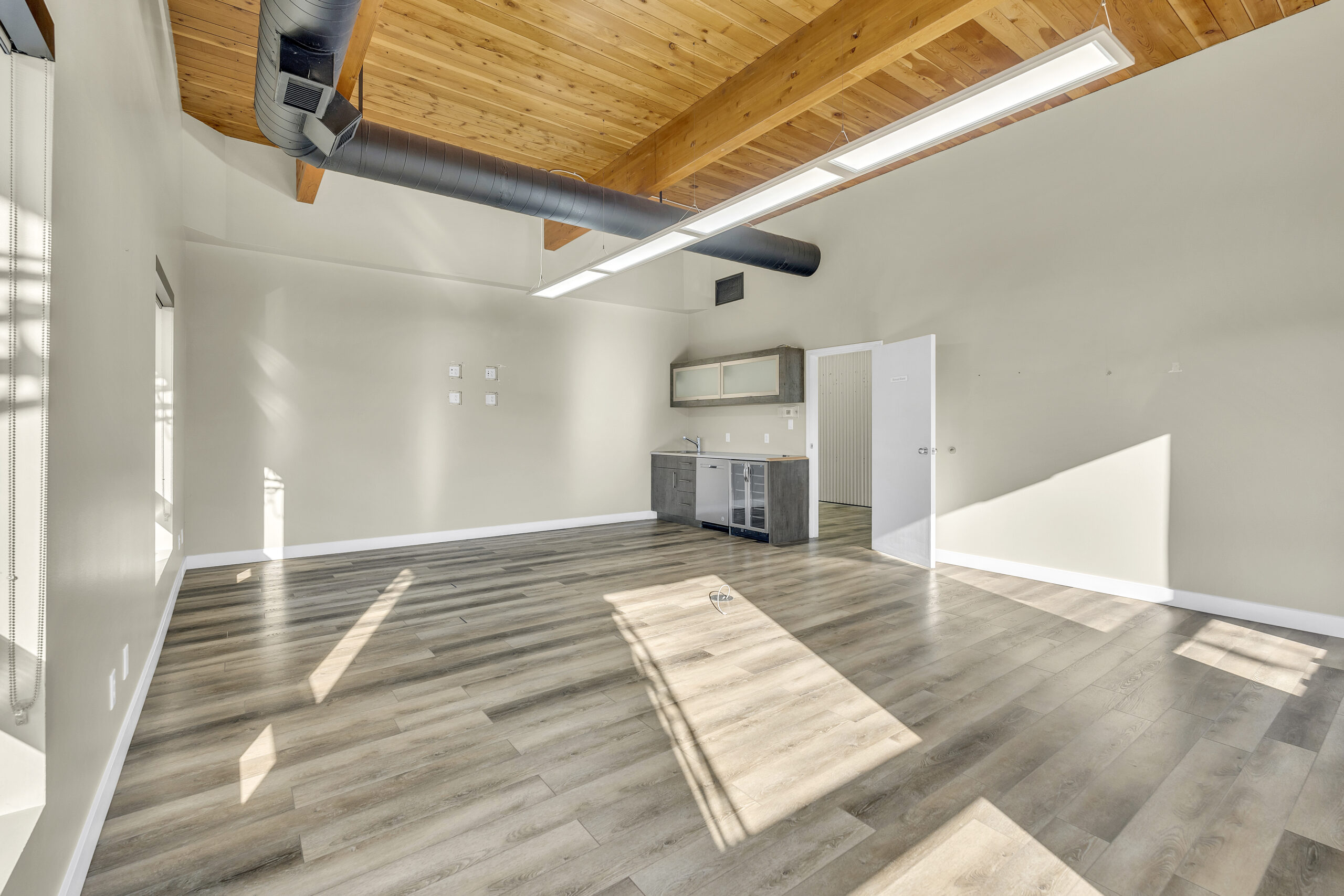 284 Main Street 101 & 210 Penticton V2A 5B2