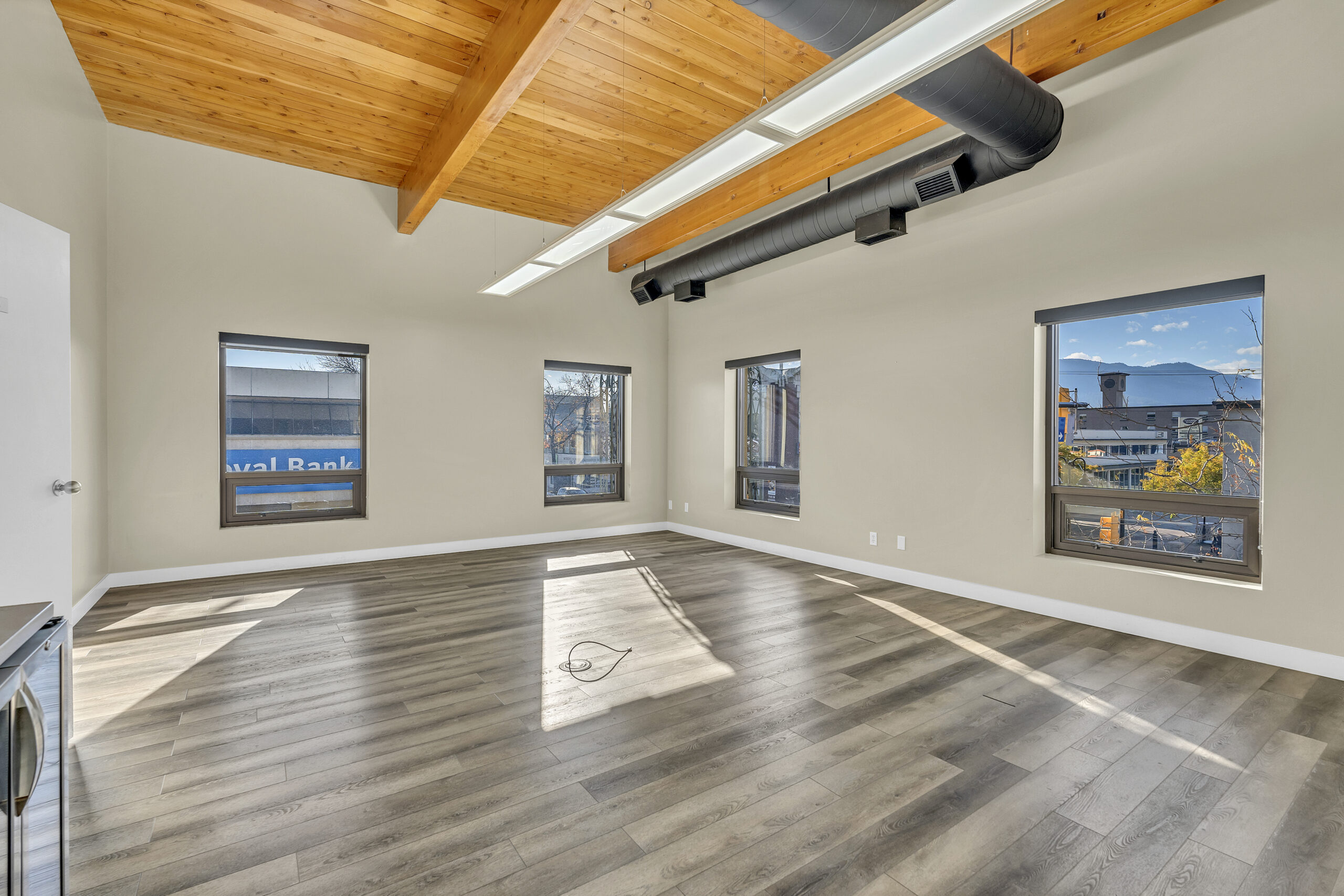 284 Main Street 101 & 210 Penticton V2A 5B2