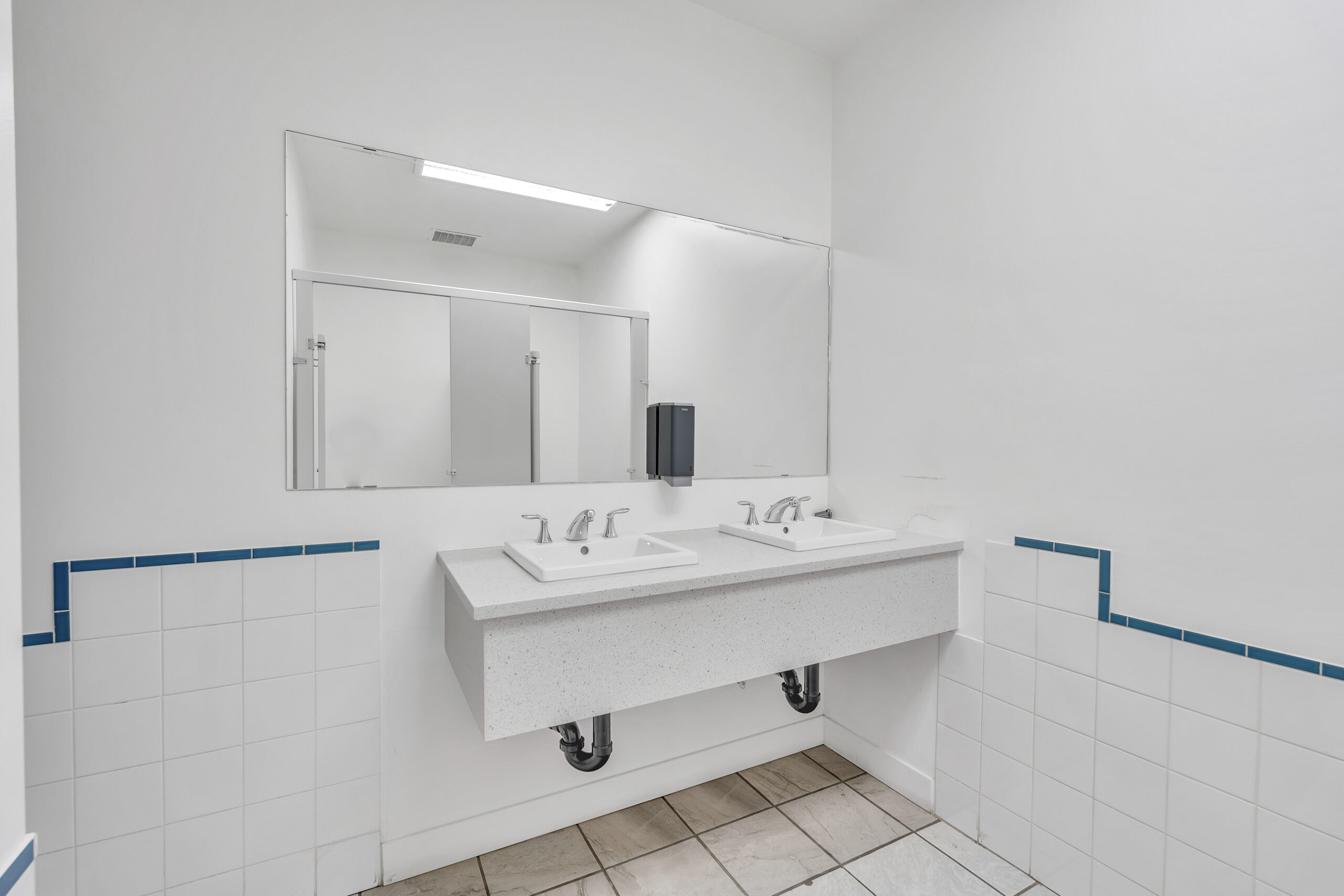284 Main Street 101 & 210 Penticton V2A 5B2