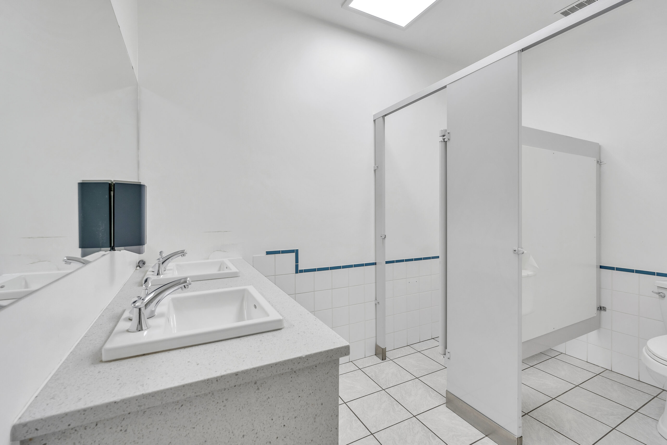 284 Main Street 101 & 210 Penticton V2A 5B2