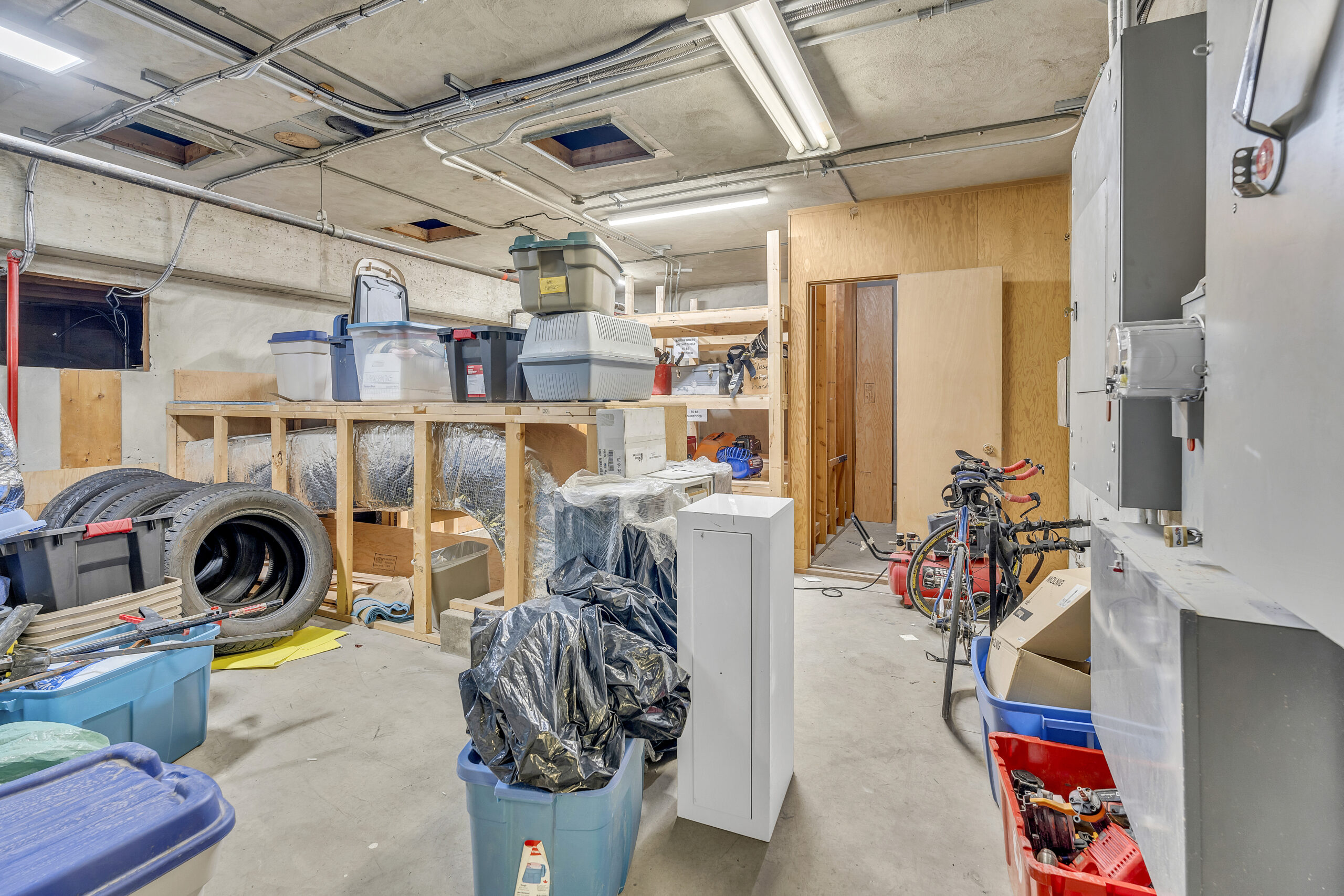 284 Main Street 101 & 210 Penticton V2A 5B2