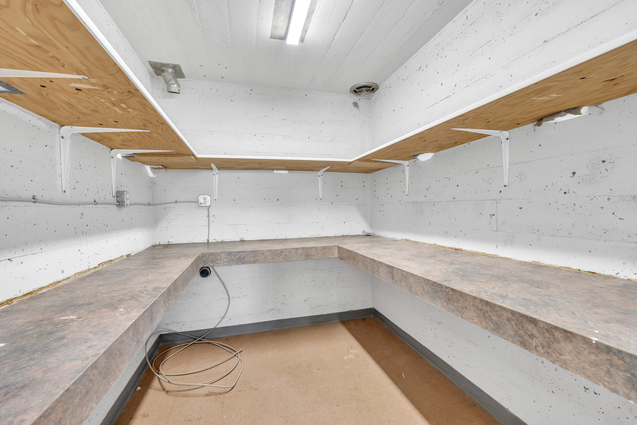 284 Main Street 101 & 210 Penticton V2A 5B2