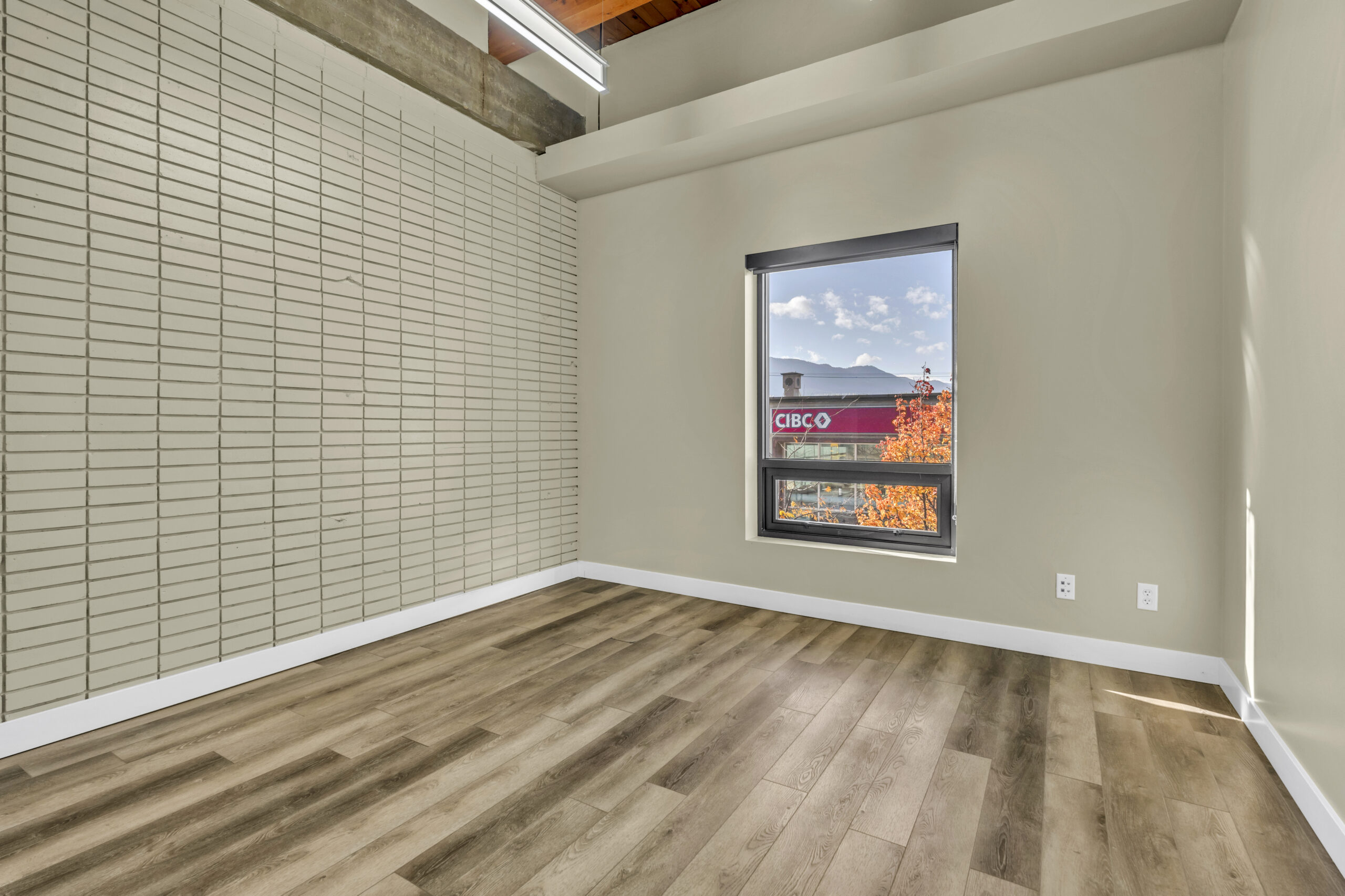284 Main Street 101 & 210 Penticton V2A 5B2