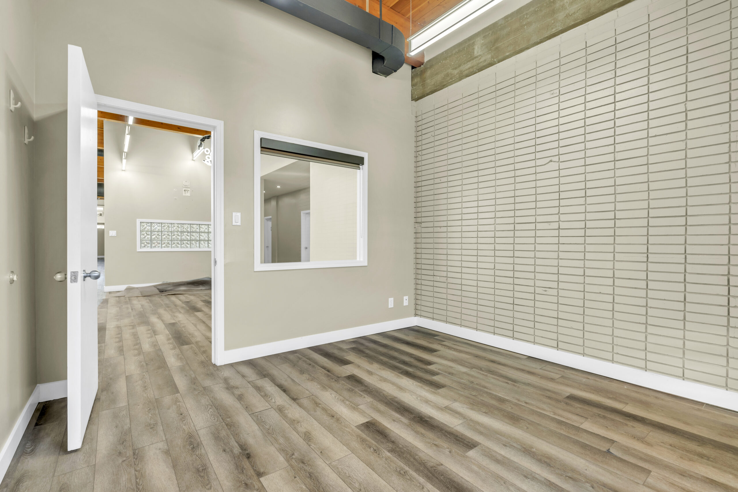 284 Main Street 101 & 210 Penticton V2A 5B2