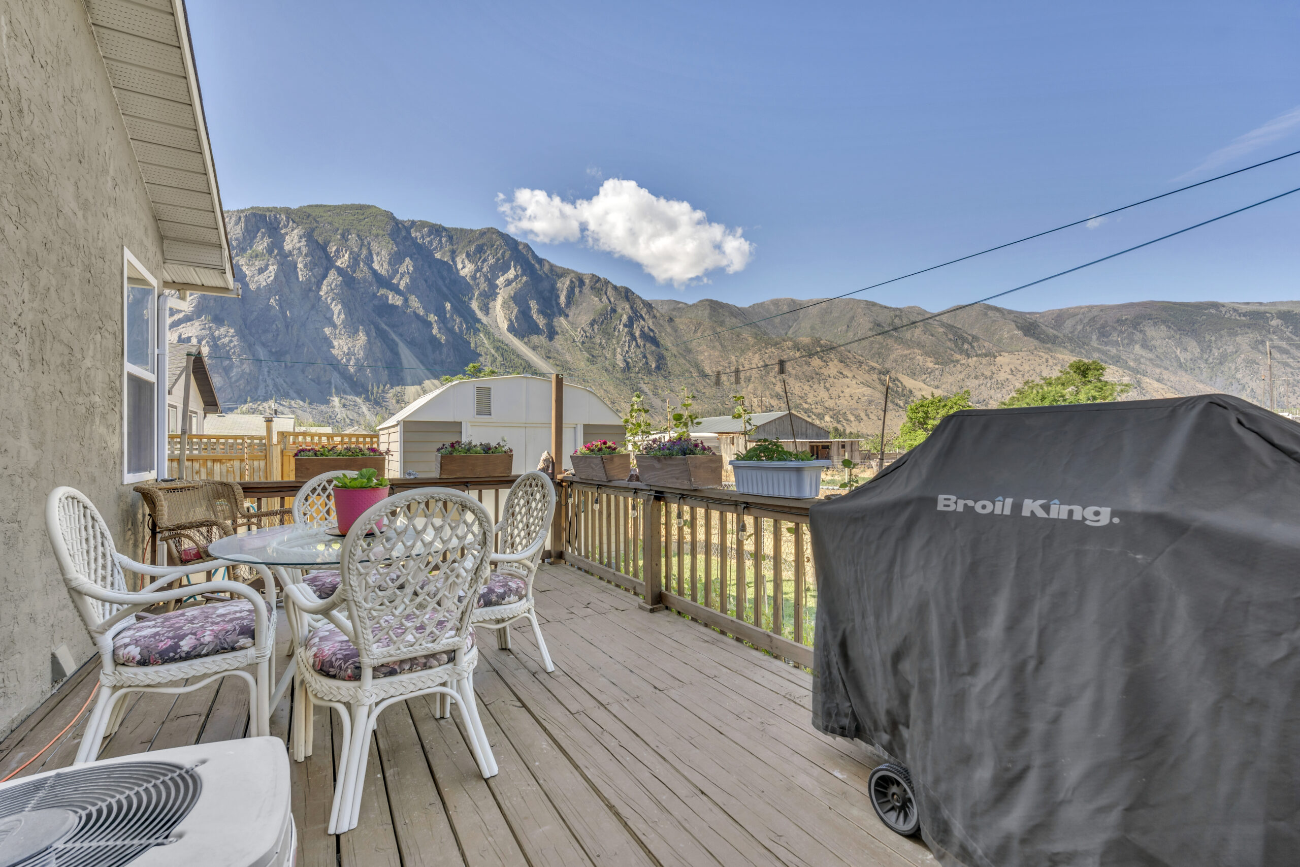 522 Vansanten Road 1 Keremeos V0H 1N5