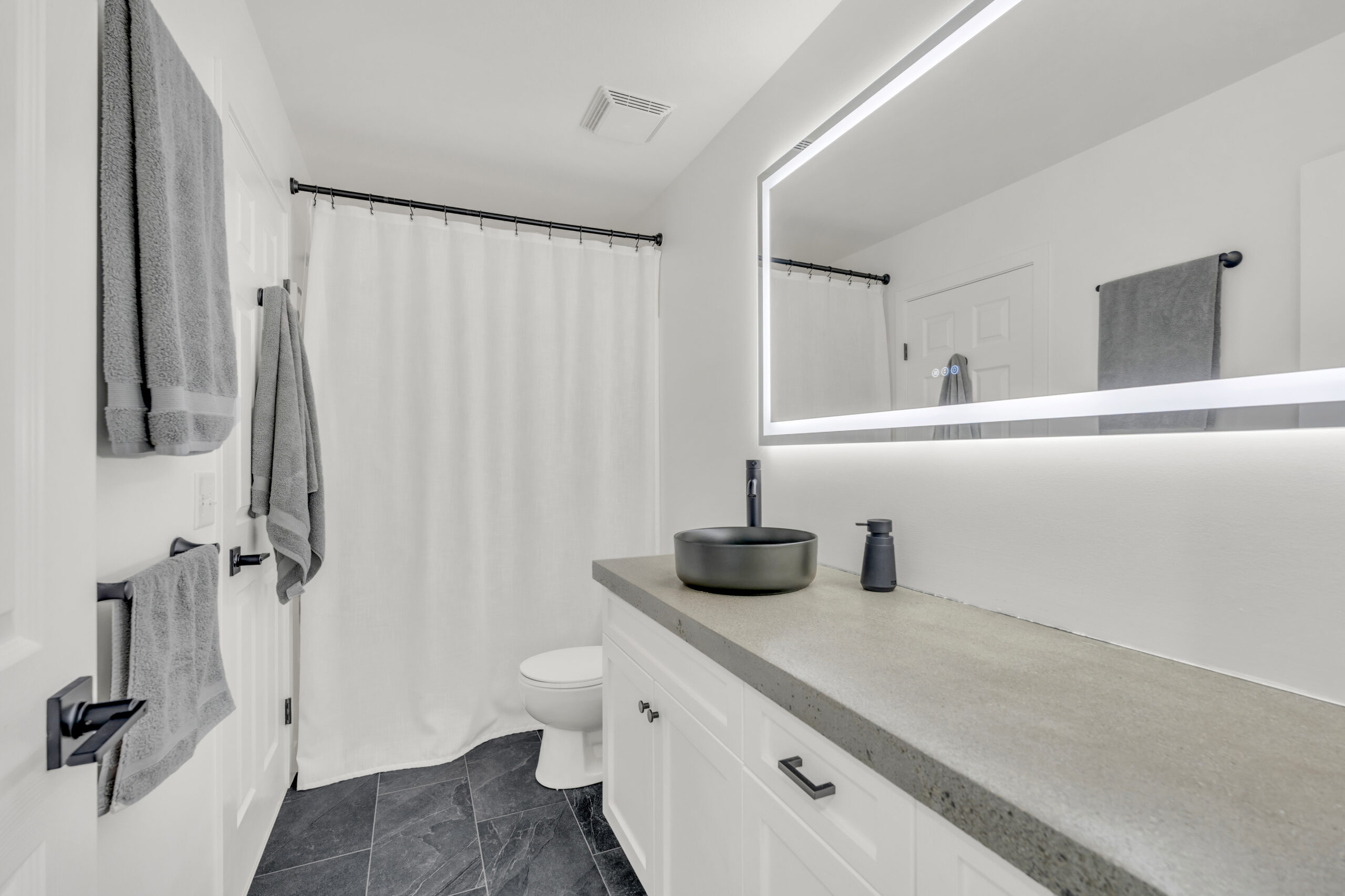 48 Galt Avenue 116 Penticton V2A 9C3