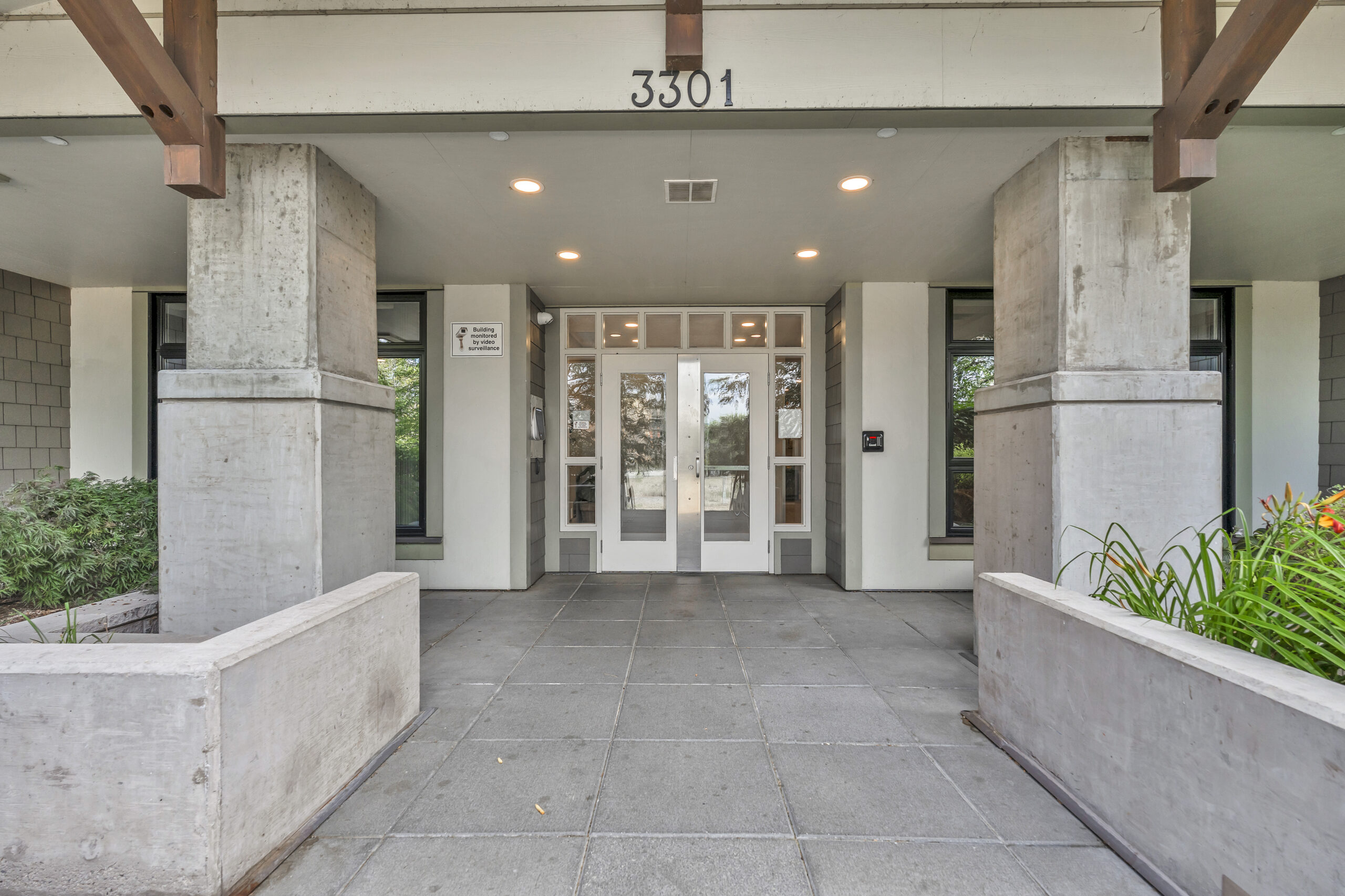 3301 Skaha Lake Road 505 Penticton V2A 6G6