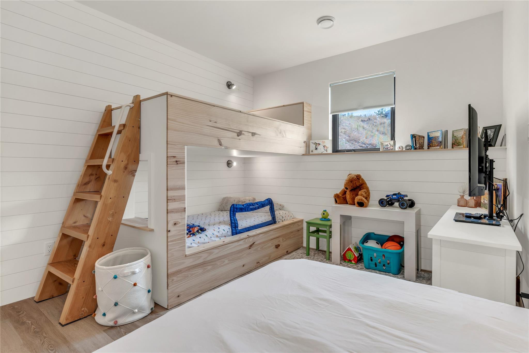 2775 Hawthorn Drive Penticton V2A 0C2