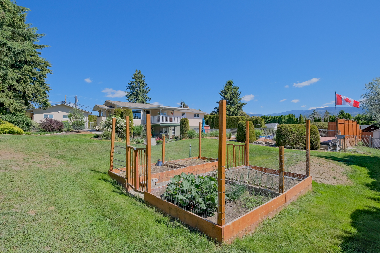 709 Bartlett Drive Penticton V2A 7K8