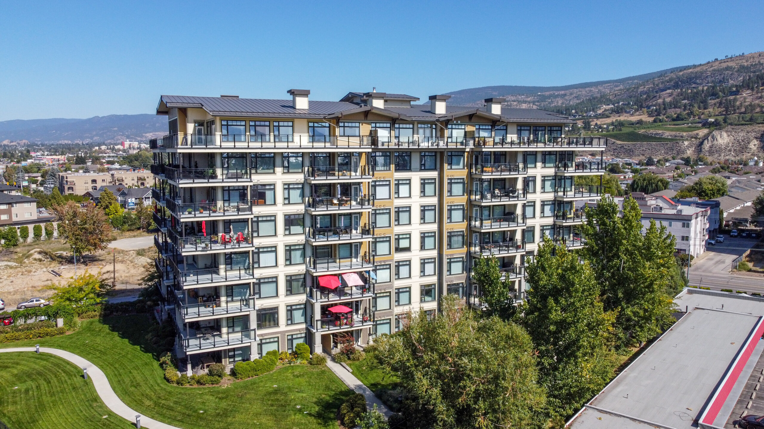 3301 Skaha Lake Road 505 Penticton V2A 6G6
