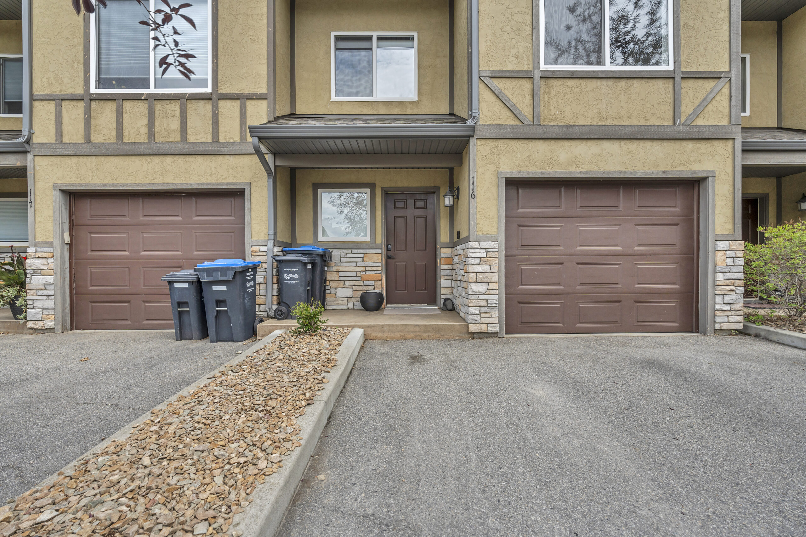 48 Galt Avenue 116 Penticton V2A 9C3