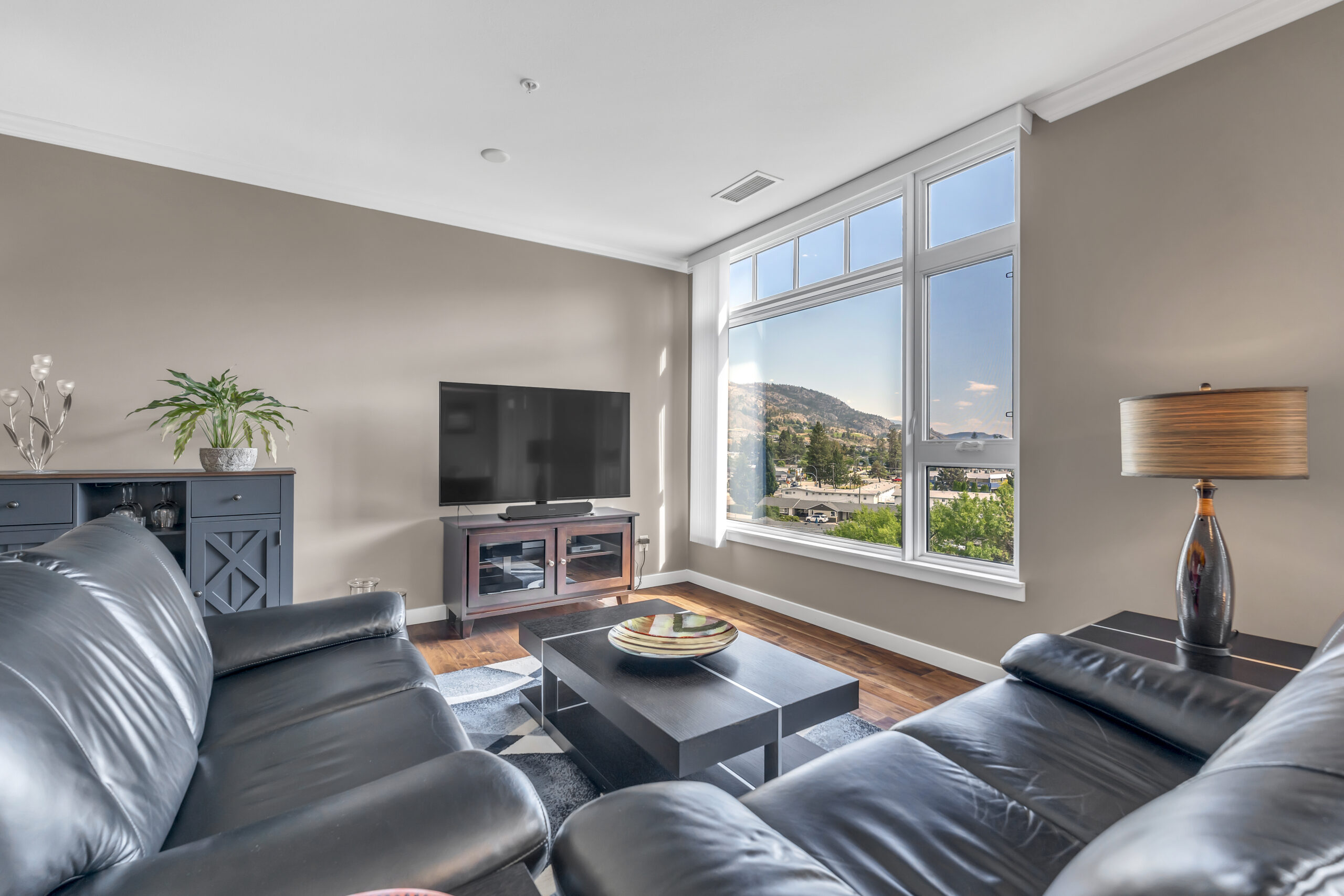 3301 Skaha Lake Road 505 Penticton V2A 6G6