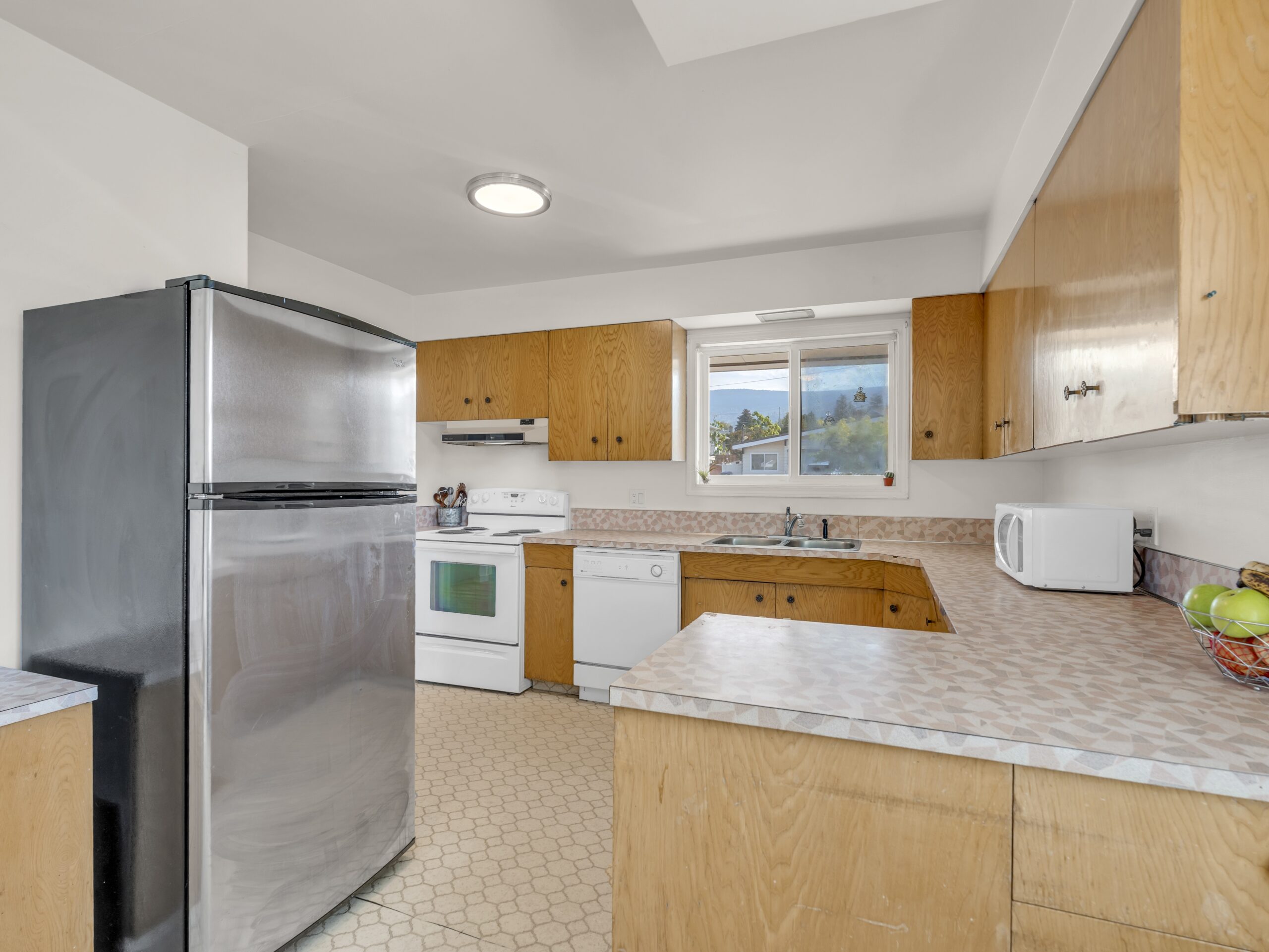 1477 Carmi Drive Penticton V2A 4R9