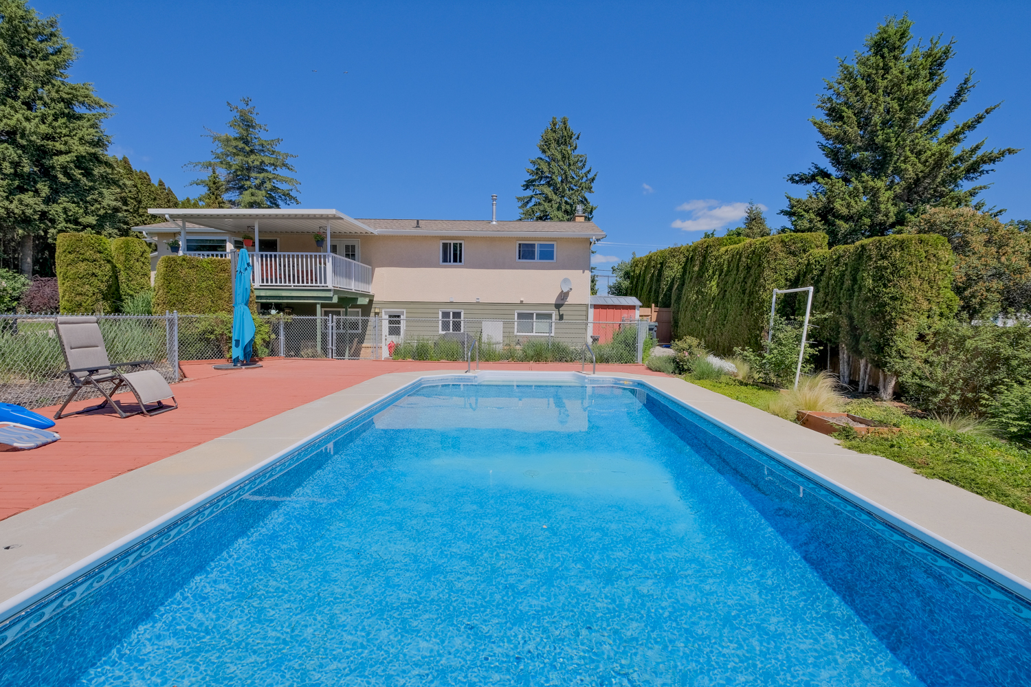 709 Bartlett Drive Penticton V2A 7K8