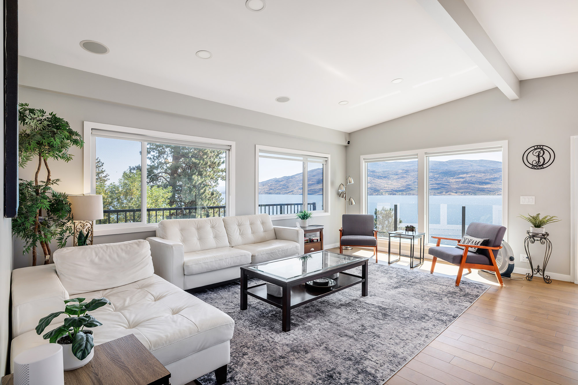 6415 Renfrew Road Peachland V0H 1X7