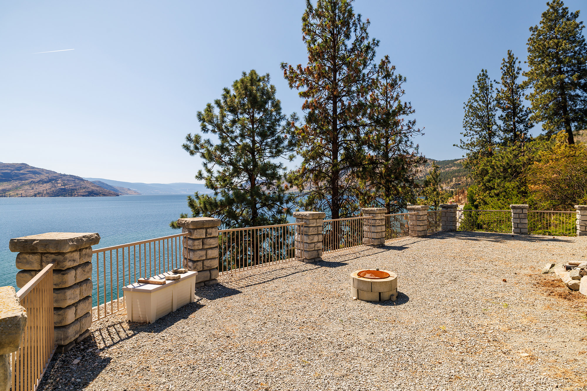 6415 Renfrew Road Peachland V0H 1X7