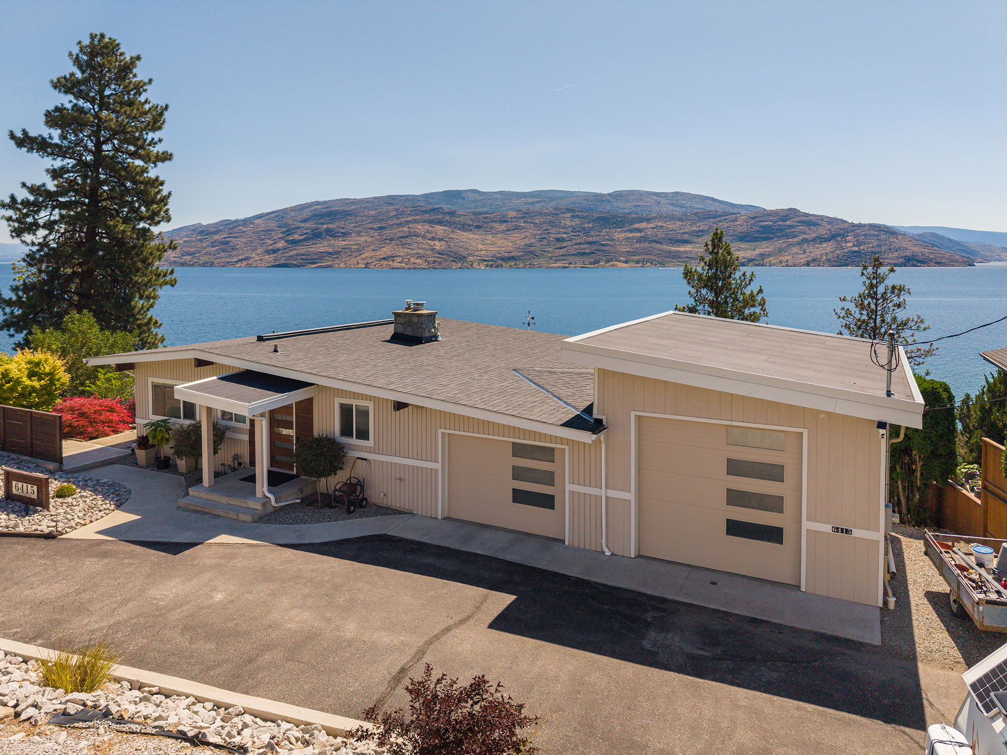6415 Renfrew Road Peachland V0H 1X7
