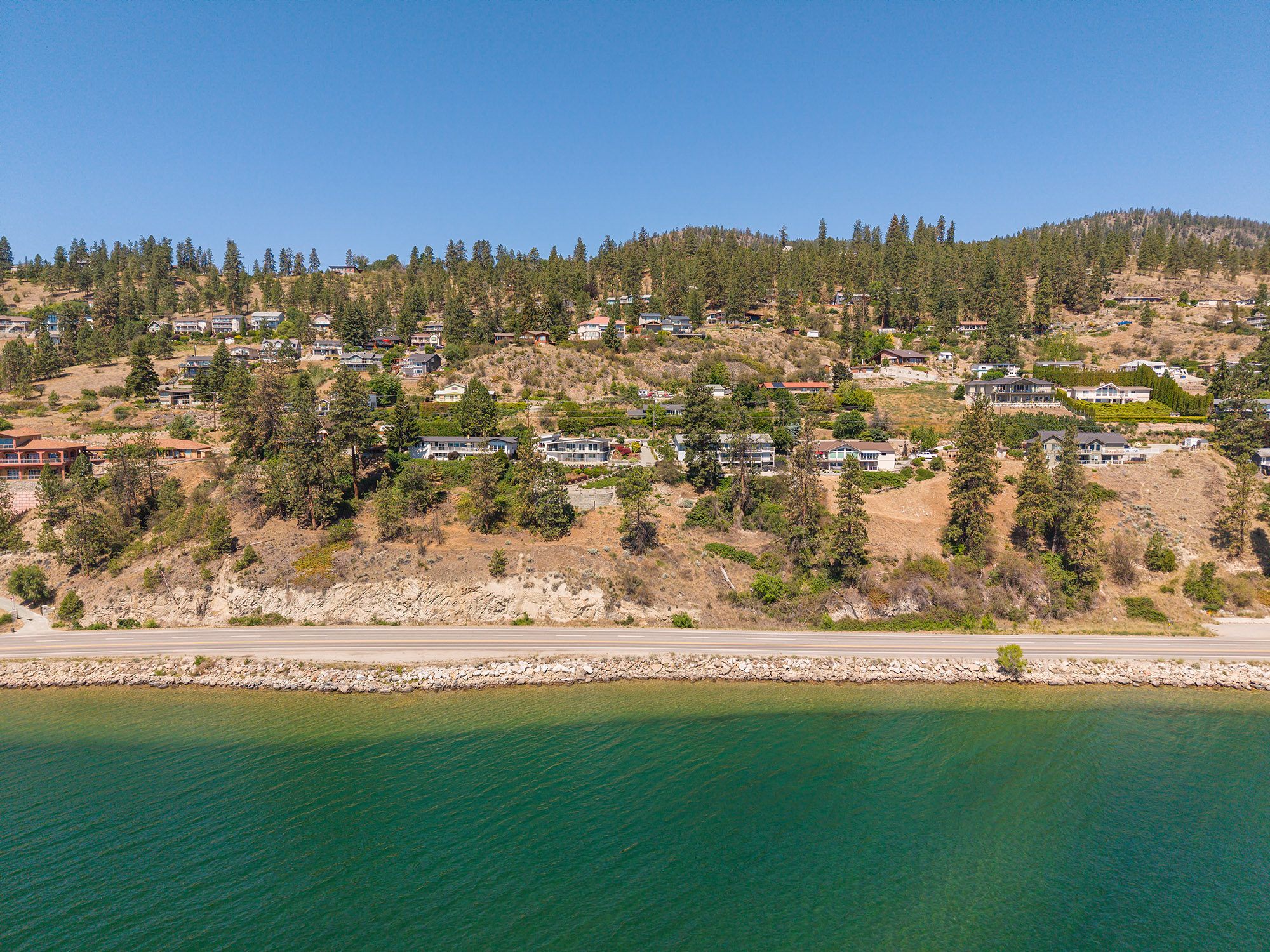 6415 Renfrew Road Peachland V0H 1X7
