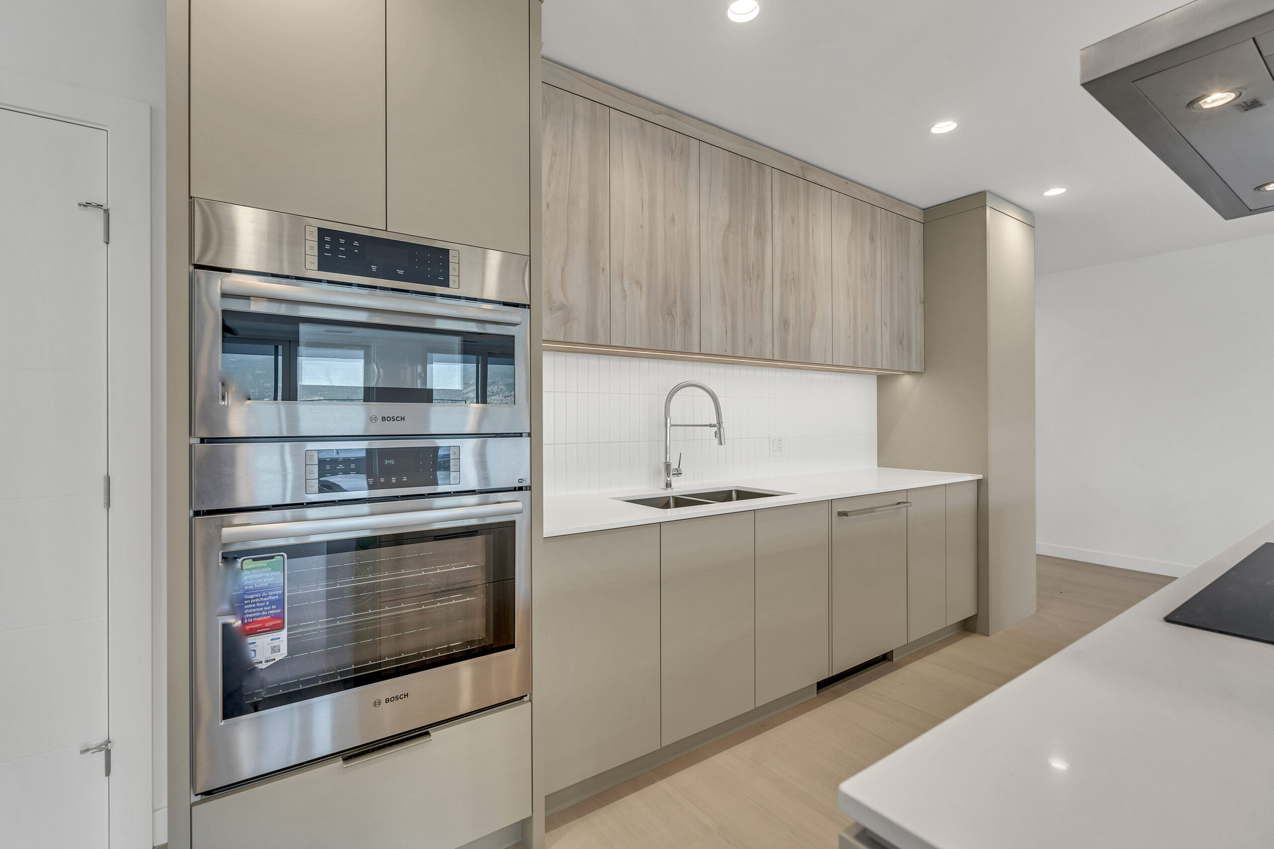 13415 Lakeshore Drive S 401 Summerland V0H 1Z1