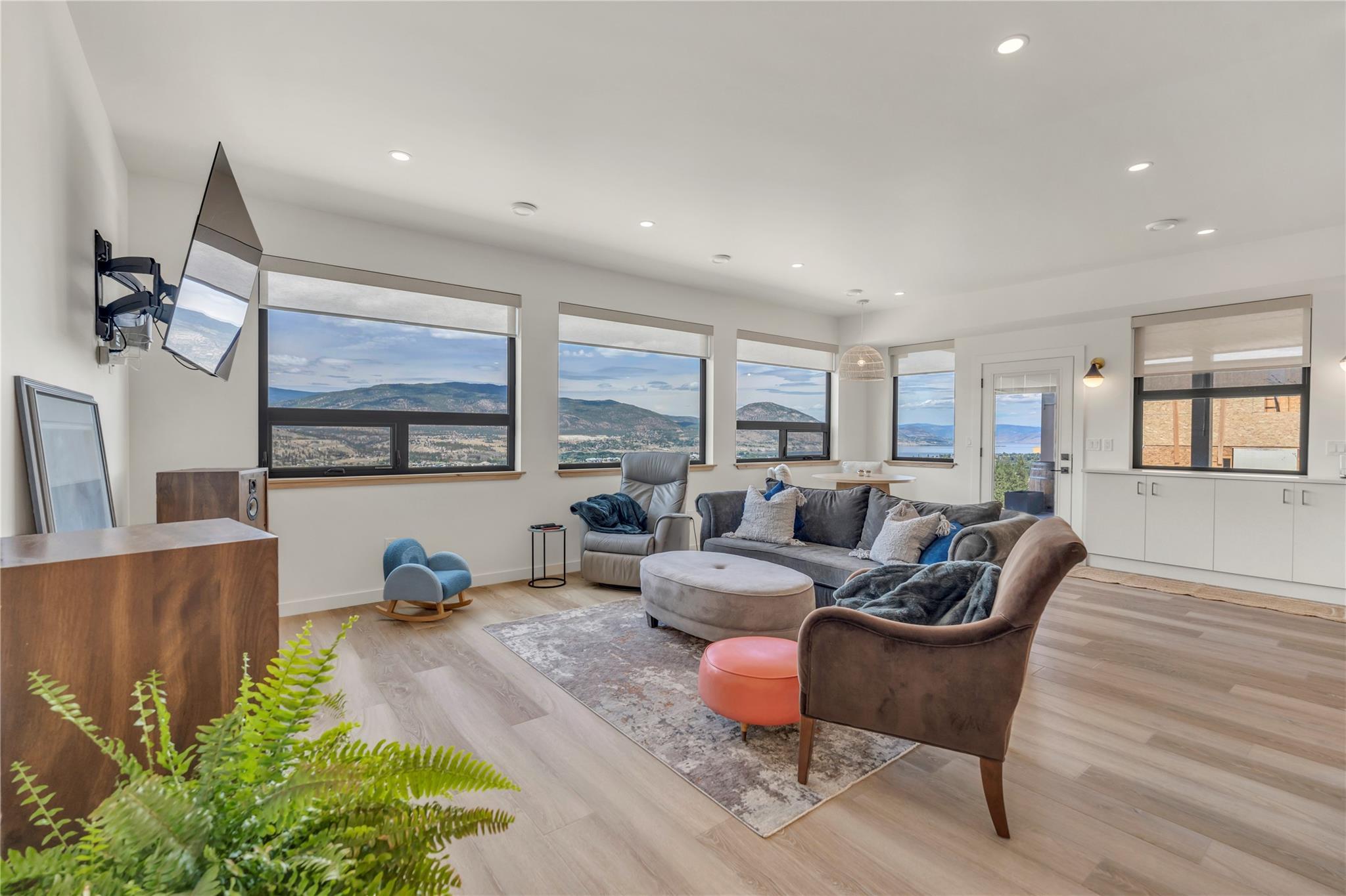 2775 Hawthorn Drive Penticton V2A 0C2